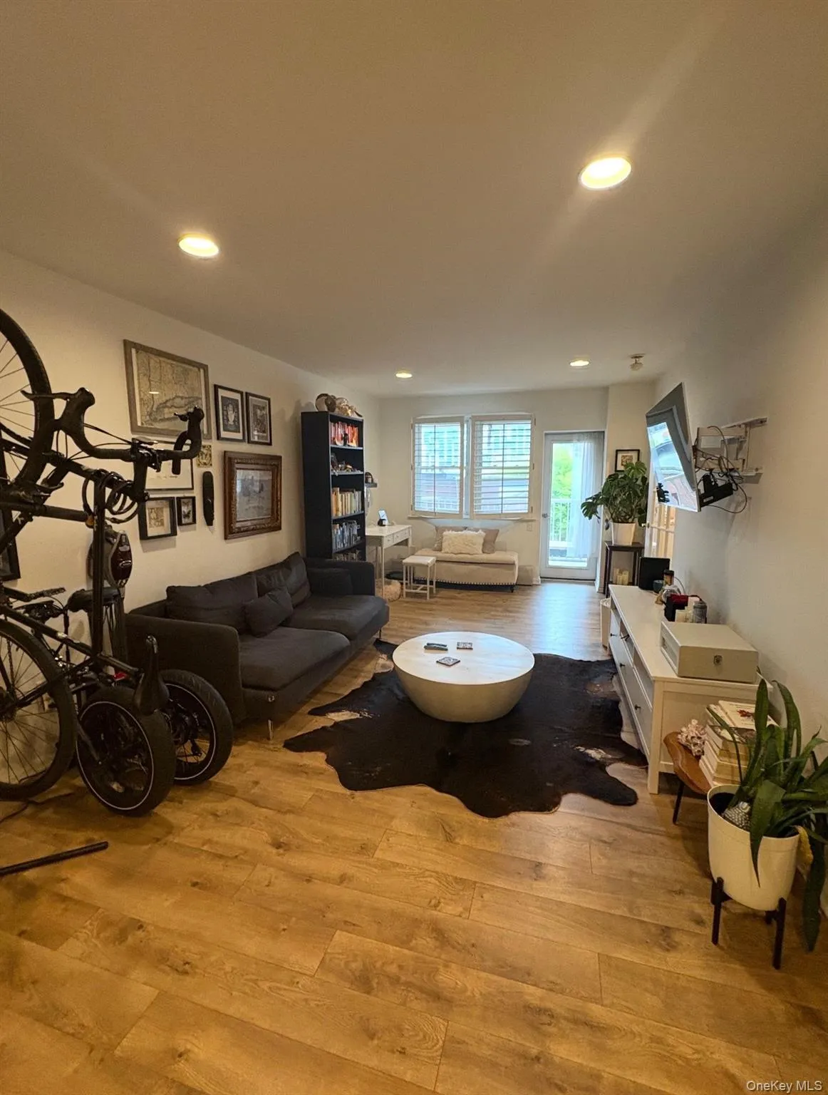 55 Monroe Boulevard, Long Beach, NY, 1 Bedroom Bedrooms, 2 Rooms Rooms,1 BathroomBathrooms,Residential Lease,For Rent,Monroe,0,988065 55 Monroe Boulevard, Long Beach, NY, 1 Bedroom Bedrooms, 2 Rooms Rooms,1 BathroomBathrooms,Residential Lease,For Rent,Monroe,0,988065