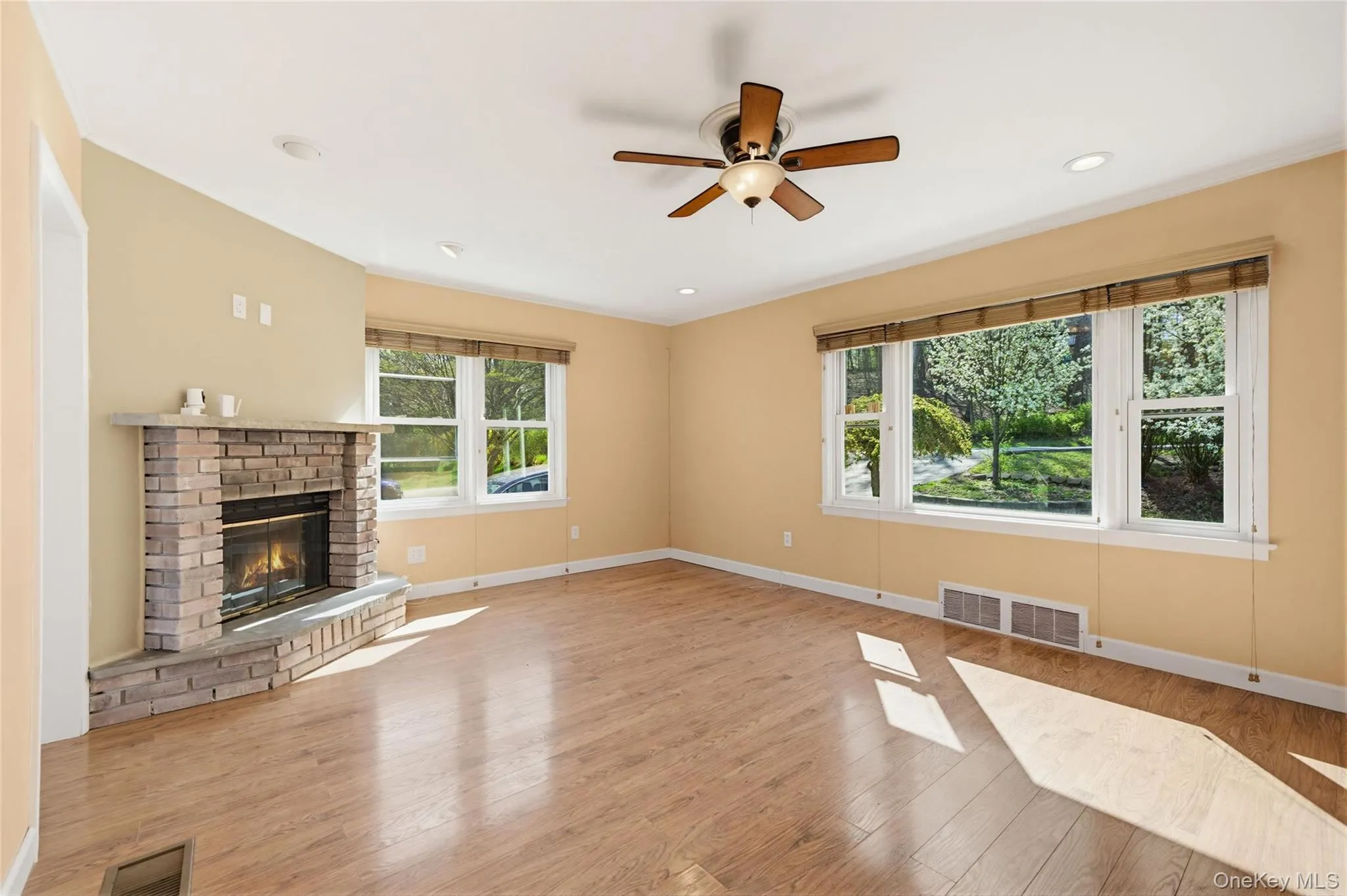 48 Quaker Hill Road, Monroe, NY, 4 Bedrooms Bedrooms, 9 Rooms Rooms,2 BathroomsBathrooms,Residential,For Rent,Quaker Hill,0,988078 48 Quaker Hill Road, Monroe, NY, 4 Bedrooms Bedrooms, 9 Rooms Rooms,2 BathroomsBathrooms,Residential,For Rent,Quaker Hill,0,988078