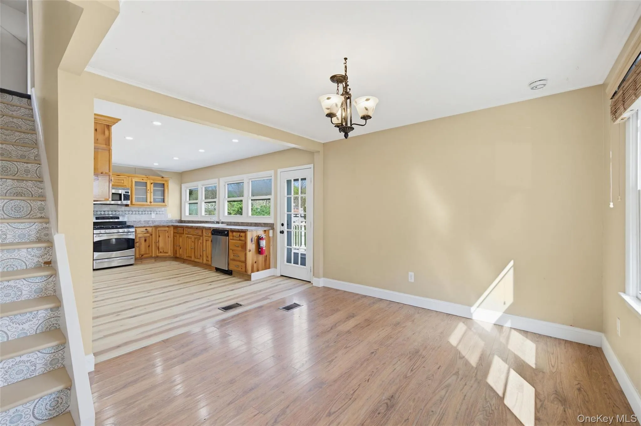 48 Quaker Hill Road, Monroe, NY, 4 Bedrooms Bedrooms, 9 Rooms Rooms,2 BathroomsBathrooms,Residential,For Rent,Quaker Hill,0,988078 48 Quaker Hill Road, Monroe, NY, 4 Bedrooms Bedrooms, 9 Rooms Rooms,2 BathroomsBathrooms,Residential,For Rent,Quaker Hill,0,988078