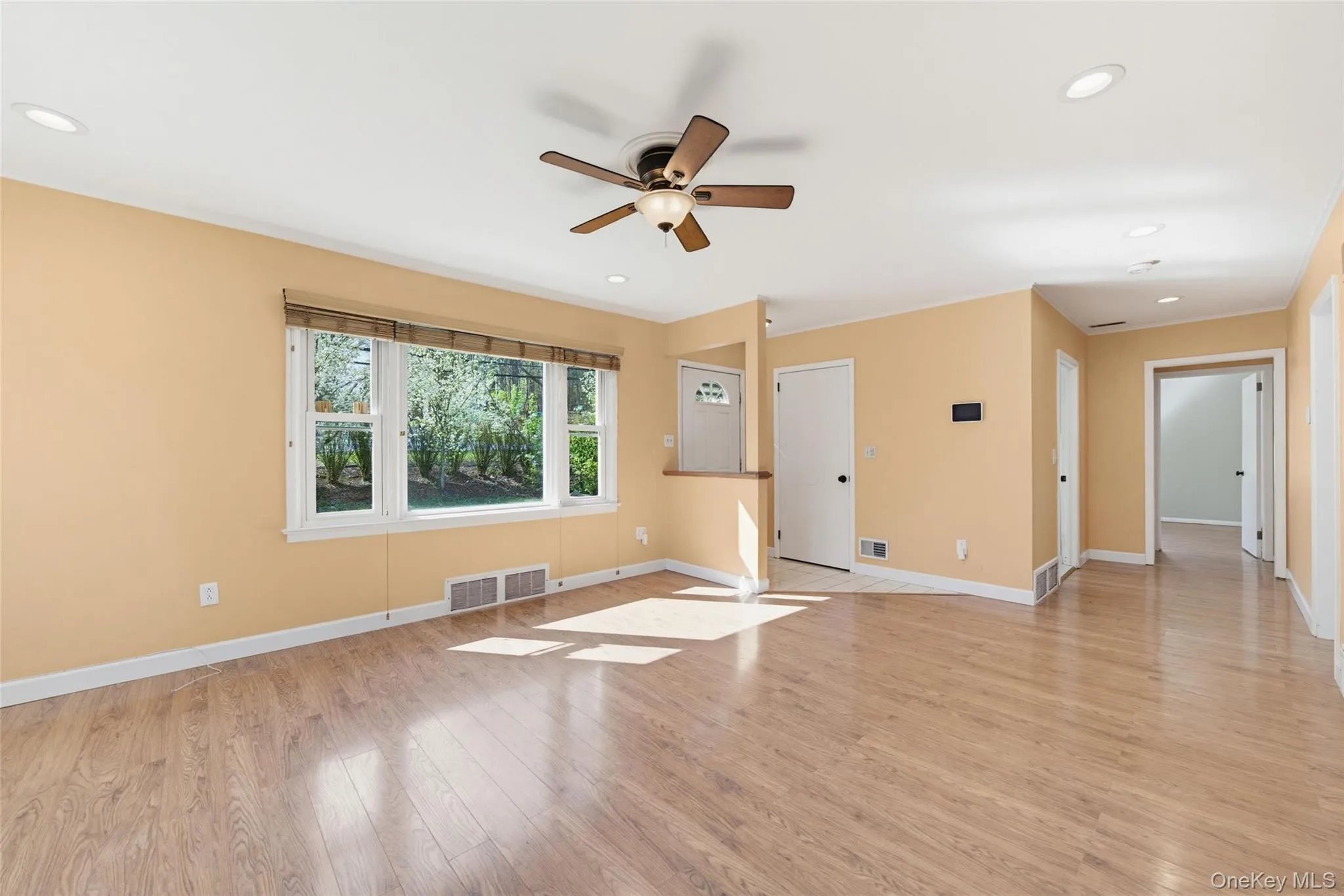 48 Quaker Hill Road, Monroe, NY, 4 Bedrooms Bedrooms, 9 Rooms Rooms,2 BathroomsBathrooms,Residential,For Rent,Quaker Hill,0,988078 48 Quaker Hill Road, Monroe, NY, 4 Bedrooms Bedrooms, 9 Rooms Rooms,2 BathroomsBathrooms,Residential,For Rent,Quaker Hill,0,988078