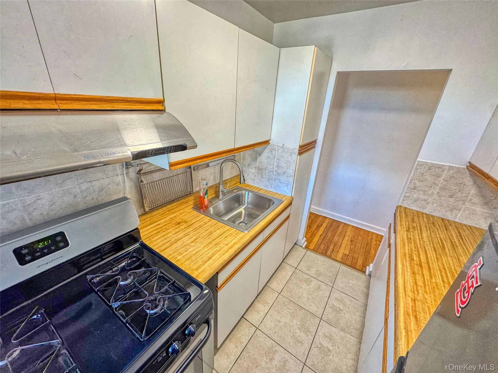 67-25 Dartmouth Street, New York, NY, 2 Bedrooms Bedrooms, 4 Rooms Rooms,1 BathroomBathrooms,Residential Lease,For Rent,Dartmouth,0,988091 67-25 Dartmouth Street, New York, NY, 2 Bedrooms Bedrooms, 4 Rooms Rooms,1 BathroomBathrooms,Residential Lease,For Rent,Dartmouth,0,988091