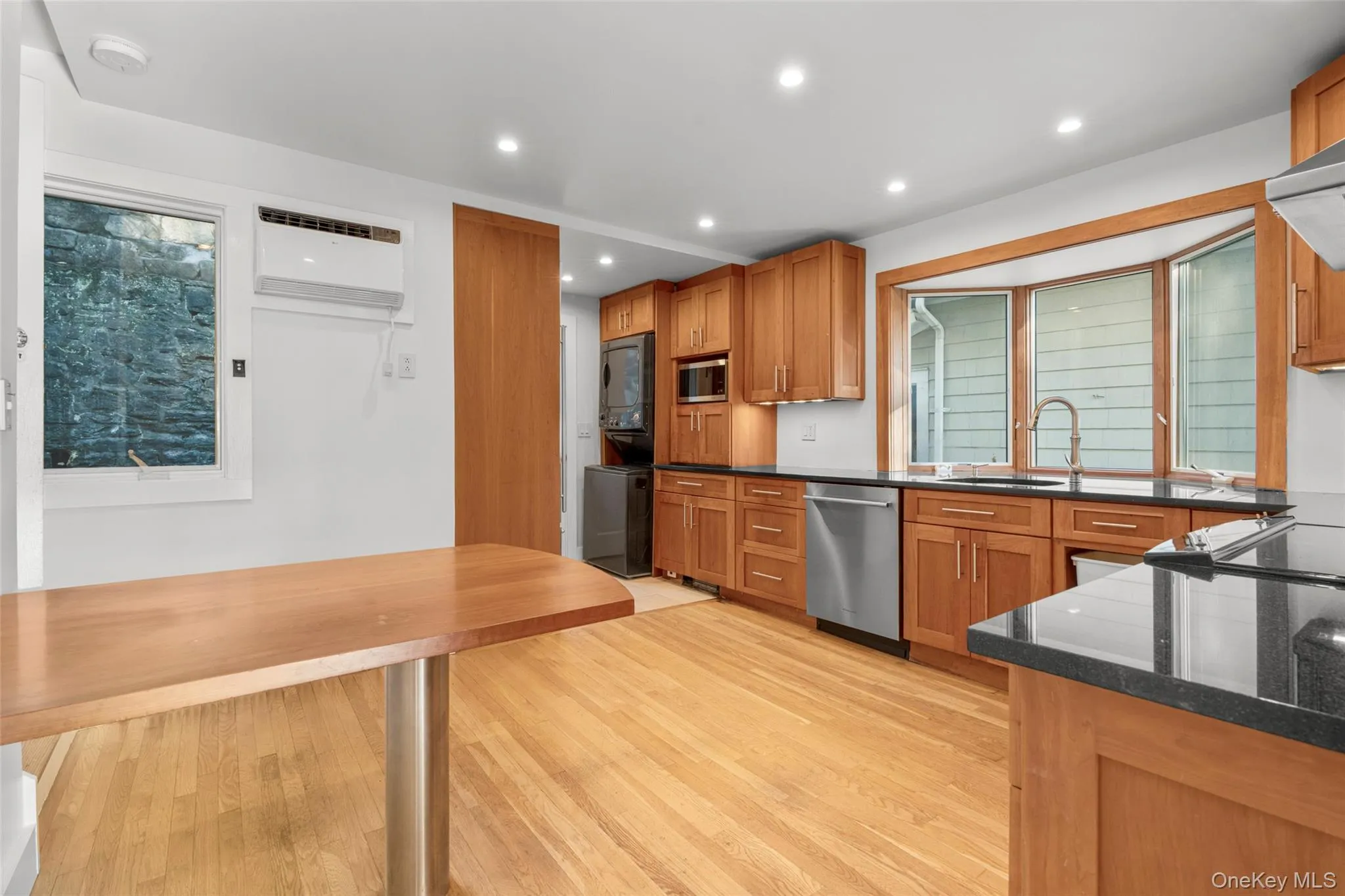 11 Wyndham Road, Yonkers, NY, 4 Bedrooms Bedrooms, 8 Rooms Rooms,3 BathroomsBathrooms,Residential,For Rent,Wyndham,0,988100 11 Wyndham Road, Yonkers, NY, 4 Bedrooms Bedrooms, 8 Rooms Rooms,3 BathroomsBathrooms,Residential,For Rent,Wyndham,0,988100