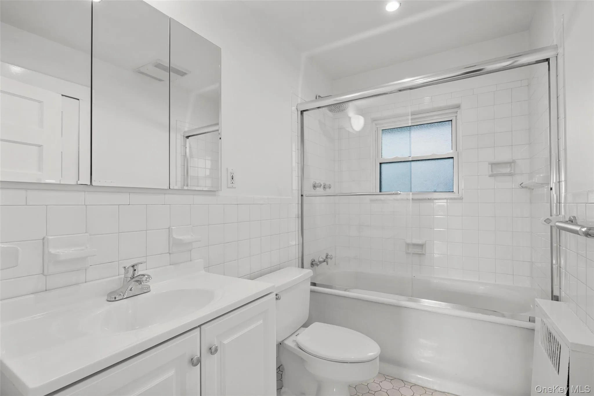 11 Wyndham Road, Yonkers, NY, 4 Bedrooms Bedrooms, 8 Rooms Rooms,3 BathroomsBathrooms,Residential,For Rent,Wyndham,0,988100 11 Wyndham Road, Yonkers, NY, 4 Bedrooms Bedrooms, 8 Rooms Rooms,3 BathroomsBathrooms,Residential,For Rent,Wyndham,0,988100