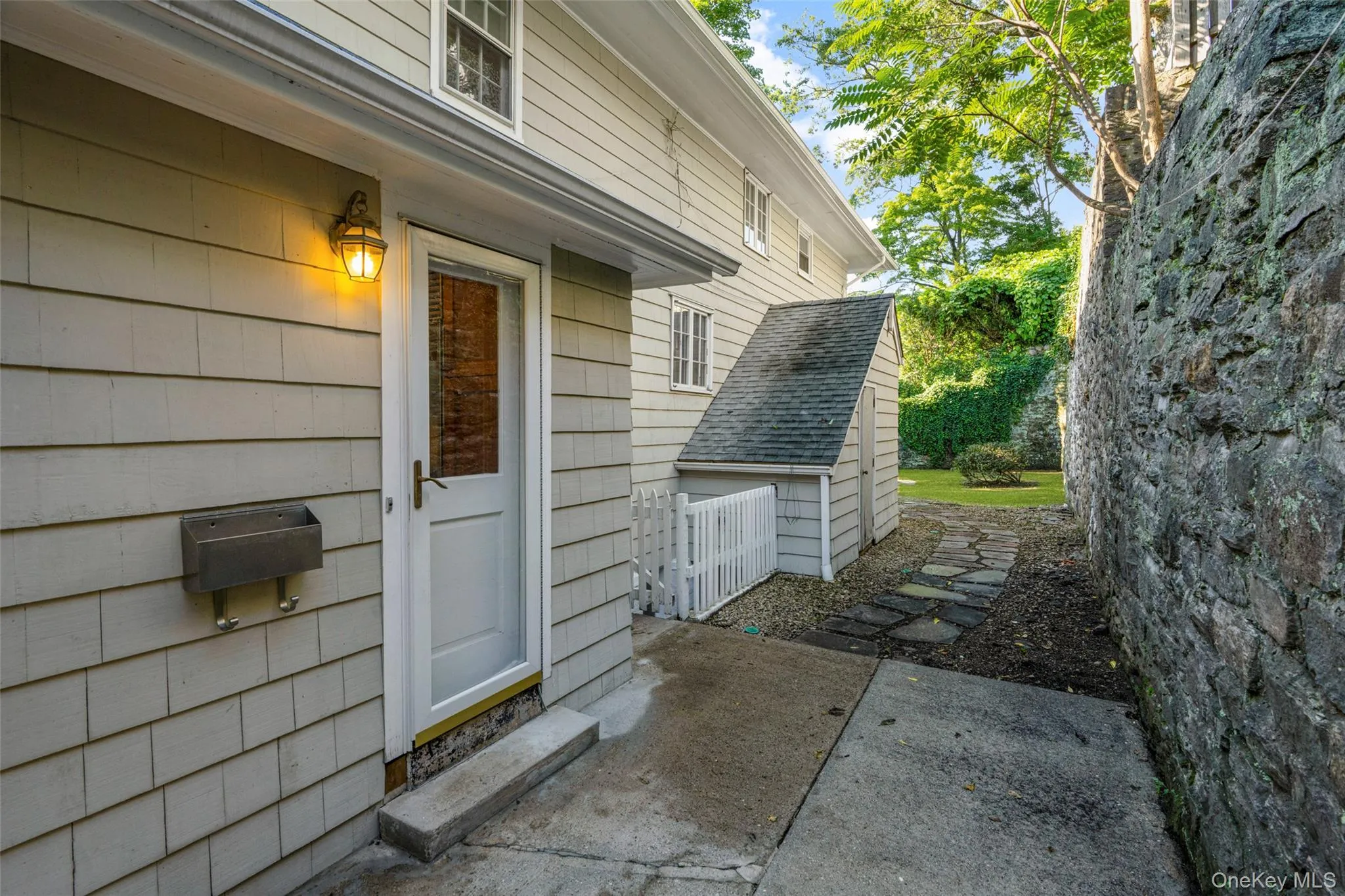11 Wyndham Road, Yonkers, NY, 4 Bedrooms Bedrooms, 8 Rooms Rooms,3 BathroomsBathrooms,Residential,For Rent,Wyndham,0,988100 11 Wyndham Road, Yonkers, NY, 4 Bedrooms Bedrooms, 8 Rooms Rooms,3 BathroomsBathrooms,Residential,For Rent,Wyndham,0,988100
