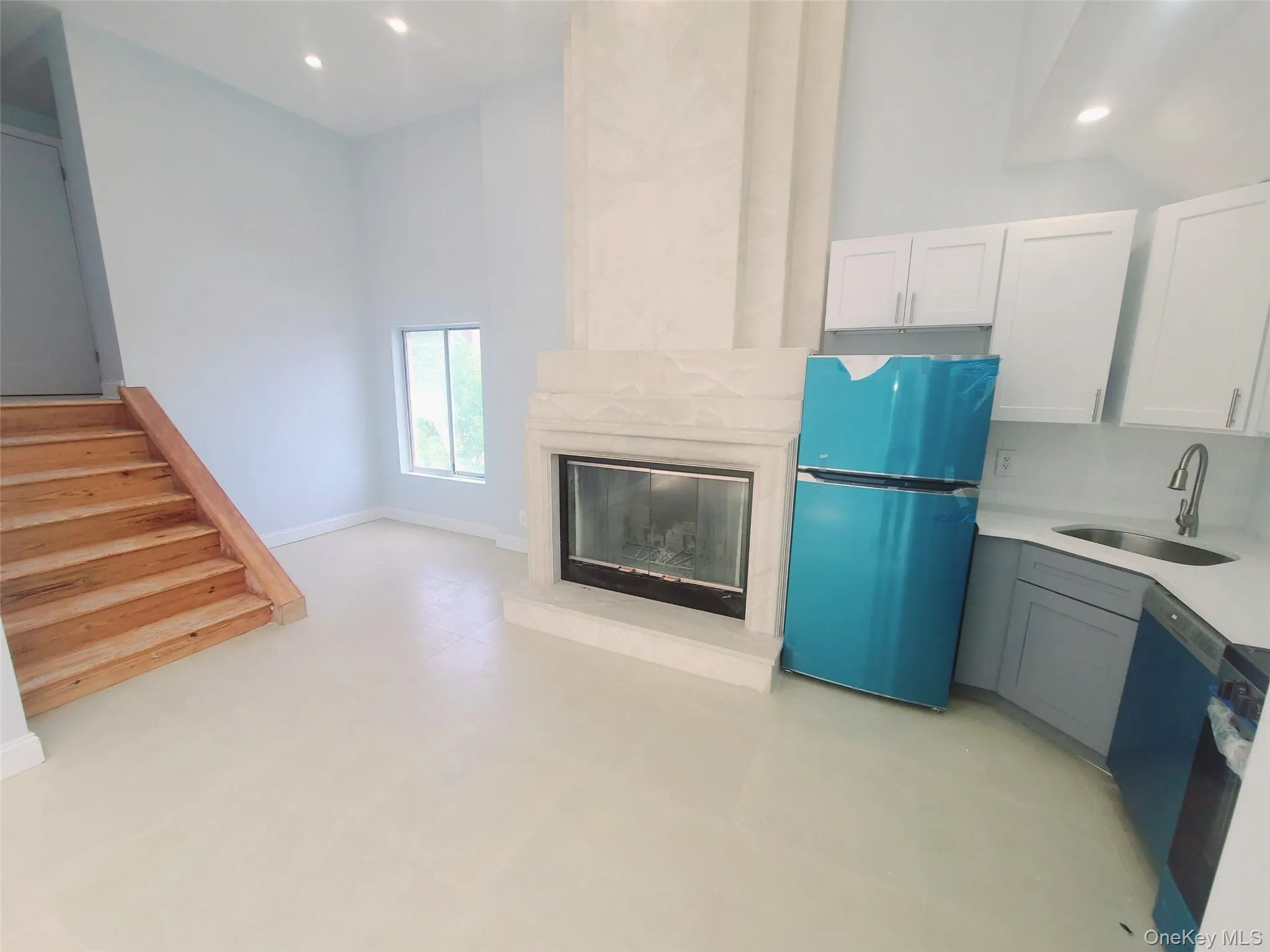 67-39 Clyde Street, New York, NY, 2 Bedrooms Bedrooms, 4 Rooms Rooms,2 BathroomsBathrooms,Residential Lease,For Rent,Clyde,0,988106 67-39 Clyde Street, New York, NY, 2 Bedrooms Bedrooms, 4 Rooms Rooms,2 BathroomsBathrooms,Residential Lease,For Rent,Clyde,0,988106