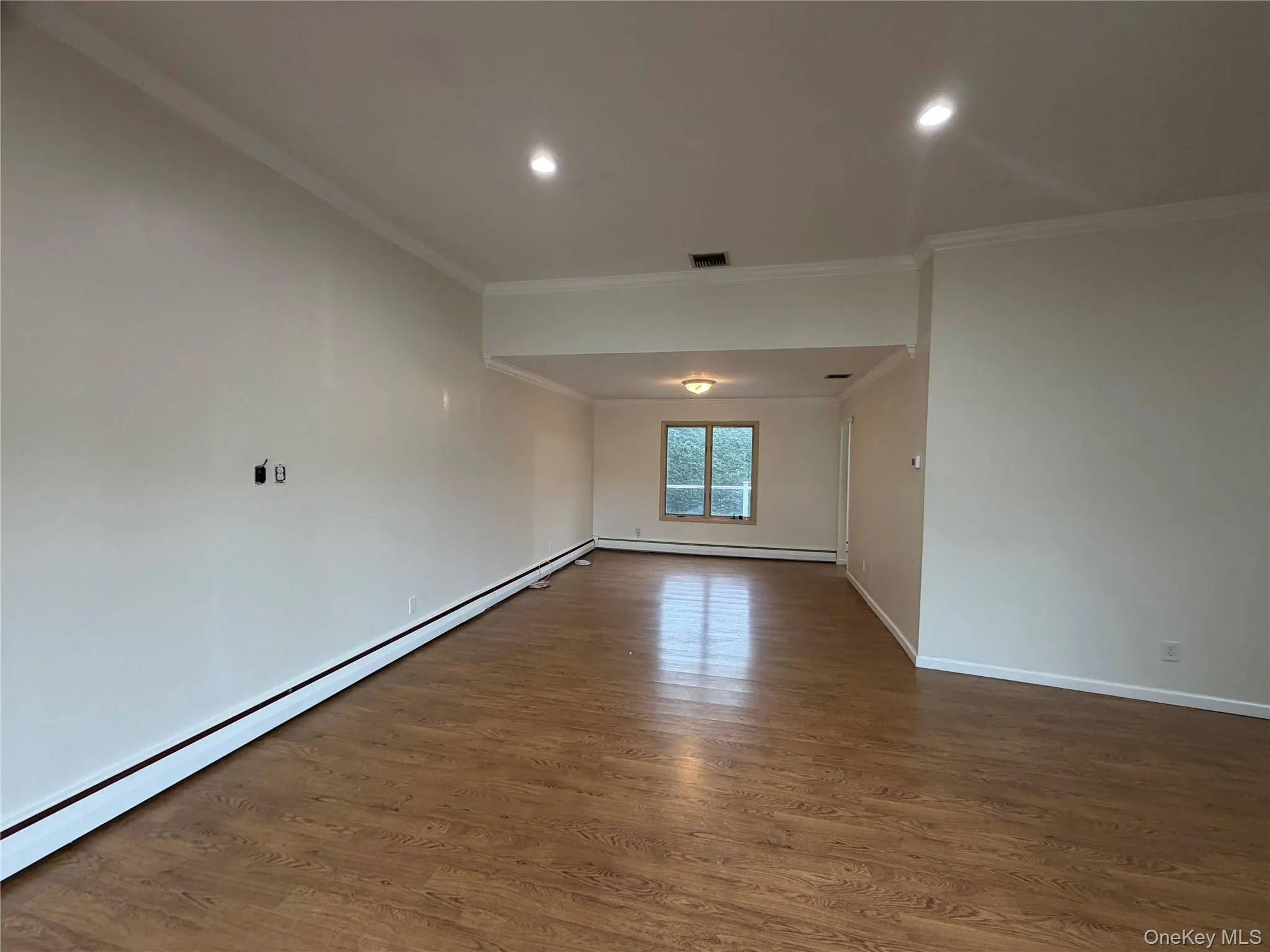 14 Glenn Drive, Oyster Bay, NY, 4 Bedrooms Bedrooms, 8 Rooms Rooms,3 BathroomsBathrooms,Residential Lease,For Rent,Glenn,0,988109 14 Glenn Drive, Oyster Bay, NY, 4 Bedrooms Bedrooms, 8 Rooms Rooms,3 BathroomsBathrooms,Residential Lease,For Rent,Glenn,0,988109