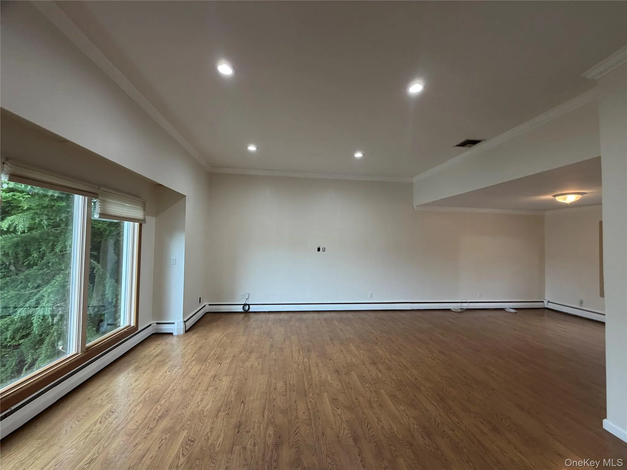 14 Glenn Drive, Oyster Bay, NY, 4 Bedrooms Bedrooms, 8 Rooms Rooms,3 BathroomsBathrooms,Residential Lease,For Rent,Glenn,0,988109 14 Glenn Drive, Oyster Bay, NY, 4 Bedrooms Bedrooms, 8 Rooms Rooms,3 BathroomsBathrooms,Residential Lease,For Rent,Glenn,0,988109