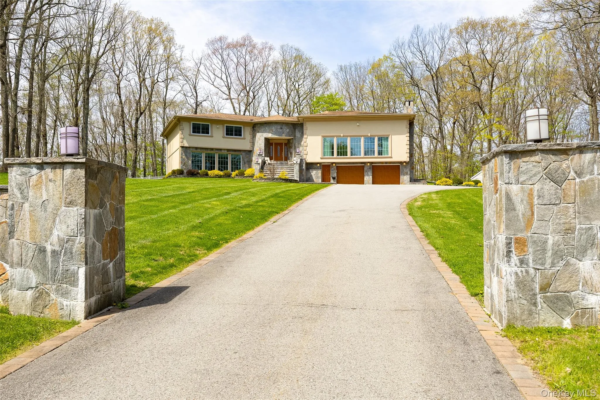 10 Quail Ridge Road, Hyde Park, NY, 5 Bedrooms Bedrooms, 13 Rooms Rooms,2 BathroomsBathrooms,Residential Sale,For Rent,Quail Ridge,0,988128 10 Quail Ridge Road, Hyde Park, NY, 5 Bedrooms Bedrooms, 13 Rooms Rooms,2 BathroomsBathrooms,Residential Sale,For Rent,Quail Ridge,0,988128