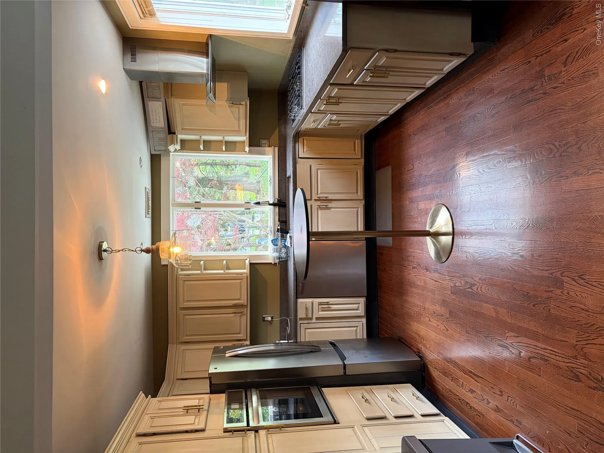 35 2nd Avenue, Brookhaven, NY, 3 Bedrooms Bedrooms, 6 Rooms Rooms,1 BathroomBathrooms,Residential Lease,For Rent,2nd,0,988132 35 2nd Avenue, Brookhaven, NY, 3 Bedrooms Bedrooms, 6 Rooms Rooms,1 BathroomBathrooms,Residential Lease,For Rent,2nd,0,988132