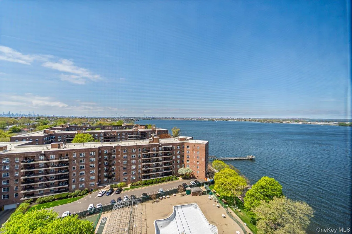 166-25 Powells Cove Boulevard, New York, NY, 2 Bedrooms Bedrooms, 6 Rooms Rooms,2 BathroomsBathrooms,Residential,For Rent,Powells Cove,0,988134 166-25 Powells Cove Boulevard, New York, NY, 2 Bedrooms Bedrooms, 6 Rooms Rooms,2 BathroomsBathrooms,Residential,For Rent,Powells Cove,0,988134