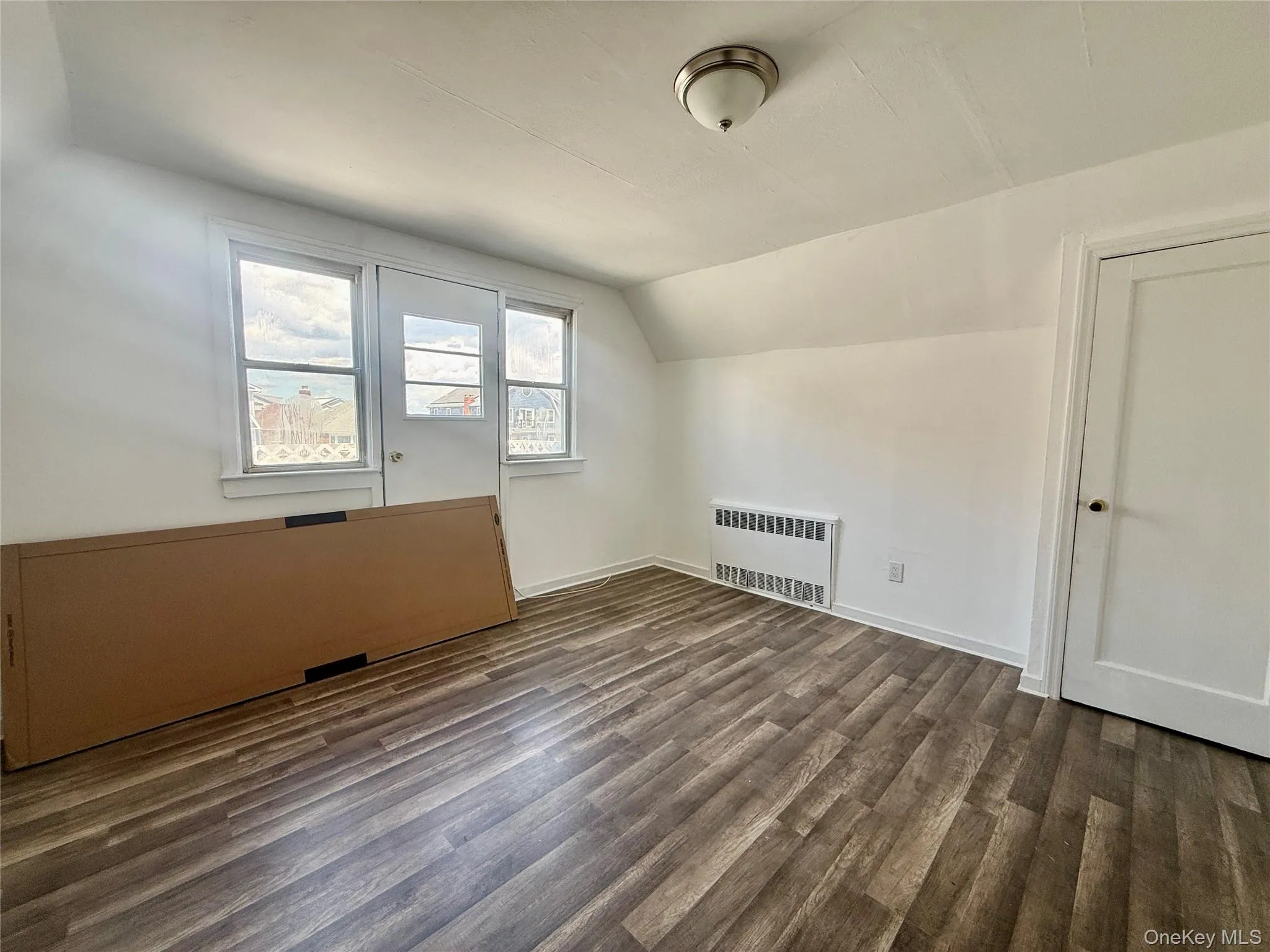 356 Broadway, Long Beach, NY, 1 Bedroom Bedrooms, 4 Rooms Rooms,1 BathroomBathrooms,Residential Lease,For Rent,Broadway,0,988141 356 Broadway, Long Beach, NY, 1 Bedroom Bedrooms, 4 Rooms Rooms,1 BathroomBathrooms,Residential Lease,For Rent,Broadway,0,988141