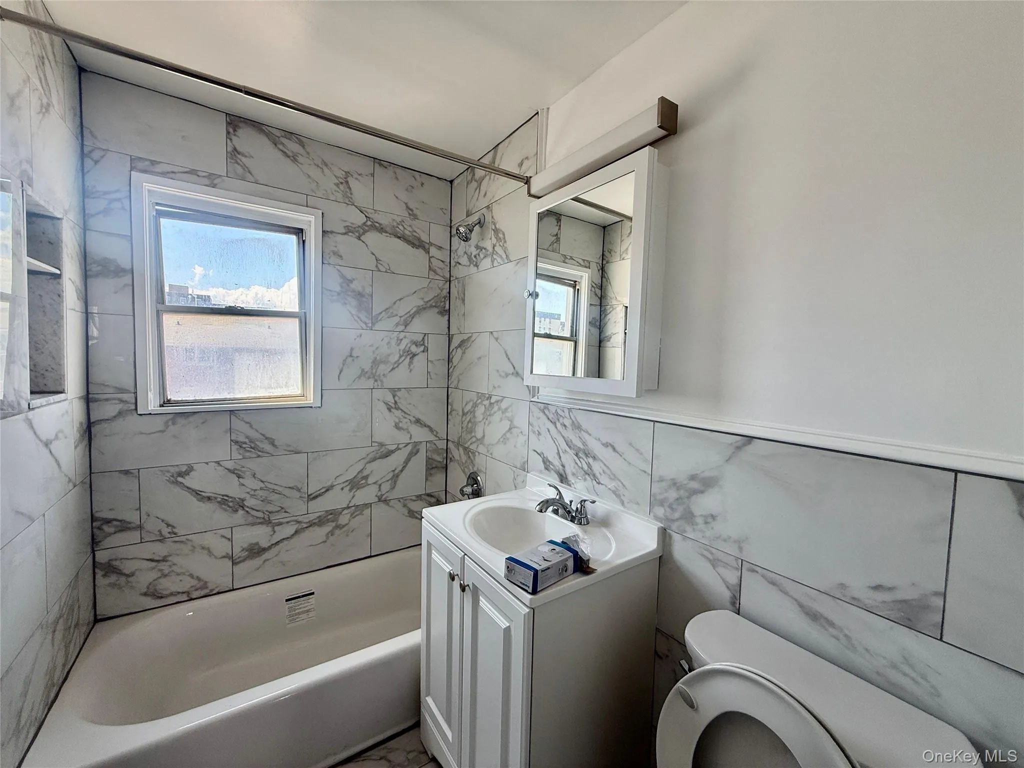 356 Broadway, Long Beach, NY, 1 Bedroom Bedrooms, 4 Rooms Rooms,1 BathroomBathrooms,Residential Lease,For Rent,Broadway,0,988141 356 Broadway, Long Beach, NY, 1 Bedroom Bedrooms, 4 Rooms Rooms,1 BathroomBathrooms,Residential Lease,For Rent,Broadway,0,988141