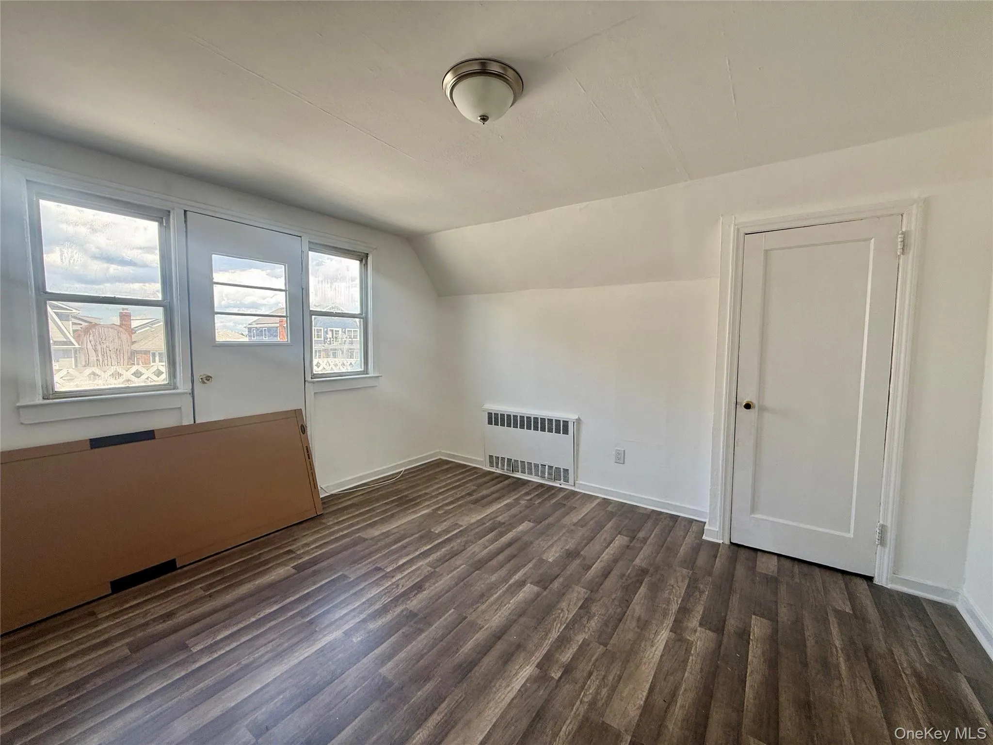 356 Broadway, Long Beach, NY, 1 Bedroom Bedrooms, 4 Rooms Rooms,1 BathroomBathrooms,Residential Lease,For Rent,Broadway,0,988141 356 Broadway, Long Beach, NY, 1 Bedroom Bedrooms, 4 Rooms Rooms,1 BathroomBathrooms,Residential Lease,For Rent,Broadway,0,988141