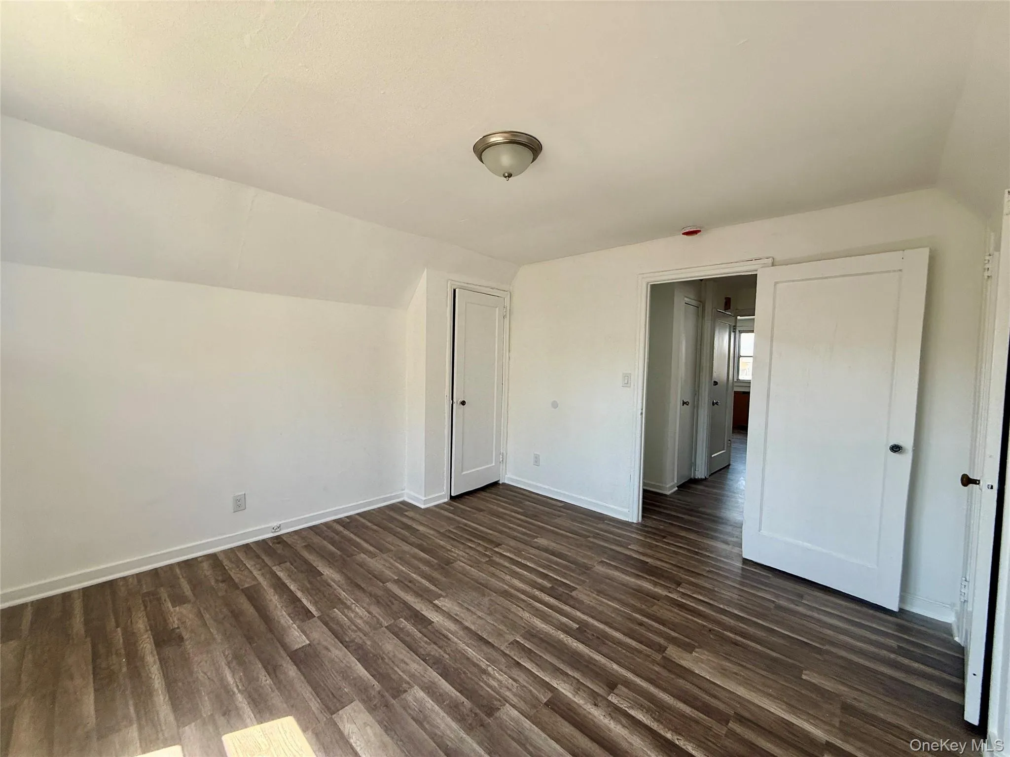 356 Broadway, Long Beach, NY, 1 Bedroom Bedrooms, 4 Rooms Rooms,1 BathroomBathrooms,Residential Lease,For Rent,Broadway,0,988141 356 Broadway, Long Beach, NY, 1 Bedroom Bedrooms, 4 Rooms Rooms,1 BathroomBathrooms,Residential Lease,For Rent,Broadway,0,988141