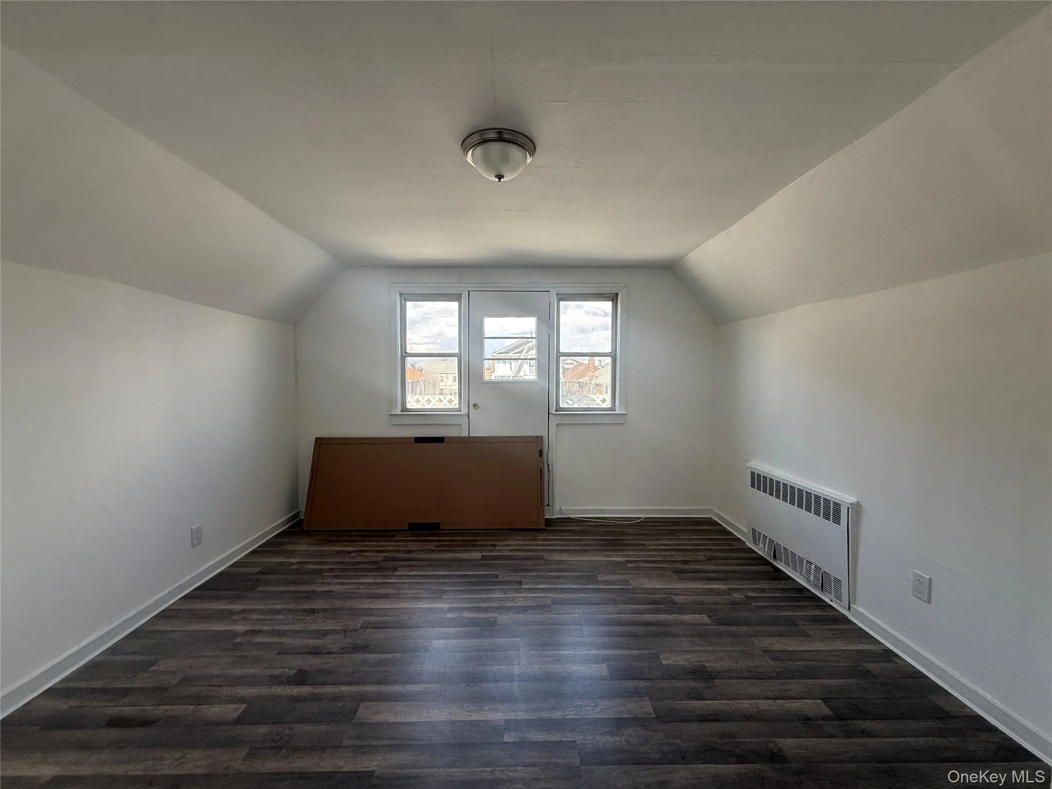 356 Broadway, Long Beach, NY, 1 Bedroom Bedrooms, 4 Rooms Rooms,1 BathroomBathrooms,Residential Lease,For Rent,Broadway,0,988141 356 Broadway, Long Beach, NY, 1 Bedroom Bedrooms, 4 Rooms Rooms,1 BathroomBathrooms,Residential Lease,For Rent,Broadway,0,988141