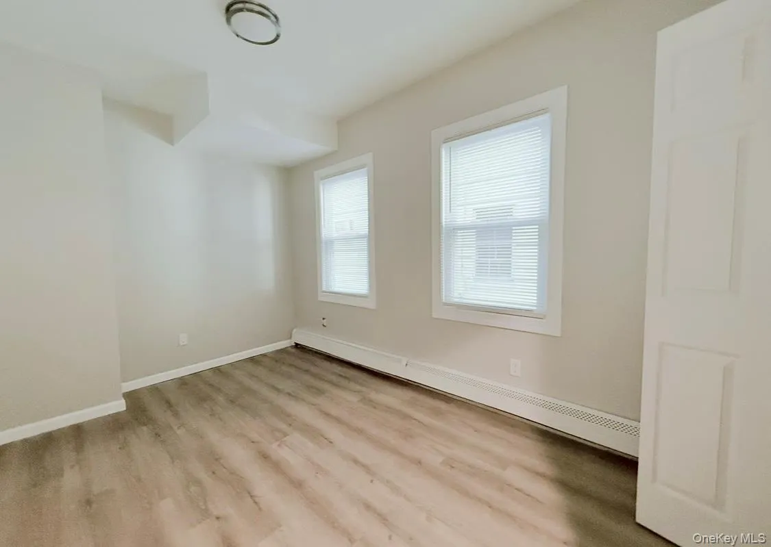 621 2nd Street, Mamaroneck, NY, 2 Bedrooms Bedrooms, 4 Rooms Rooms,1 BathroomBathrooms,Residential Lease,For Rent,2nd,0,988144 621 2nd Street, Mamaroneck, NY, 2 Bedrooms Bedrooms, 4 Rooms Rooms,1 BathroomBathrooms,Residential Lease,For Rent,2nd,0,988144