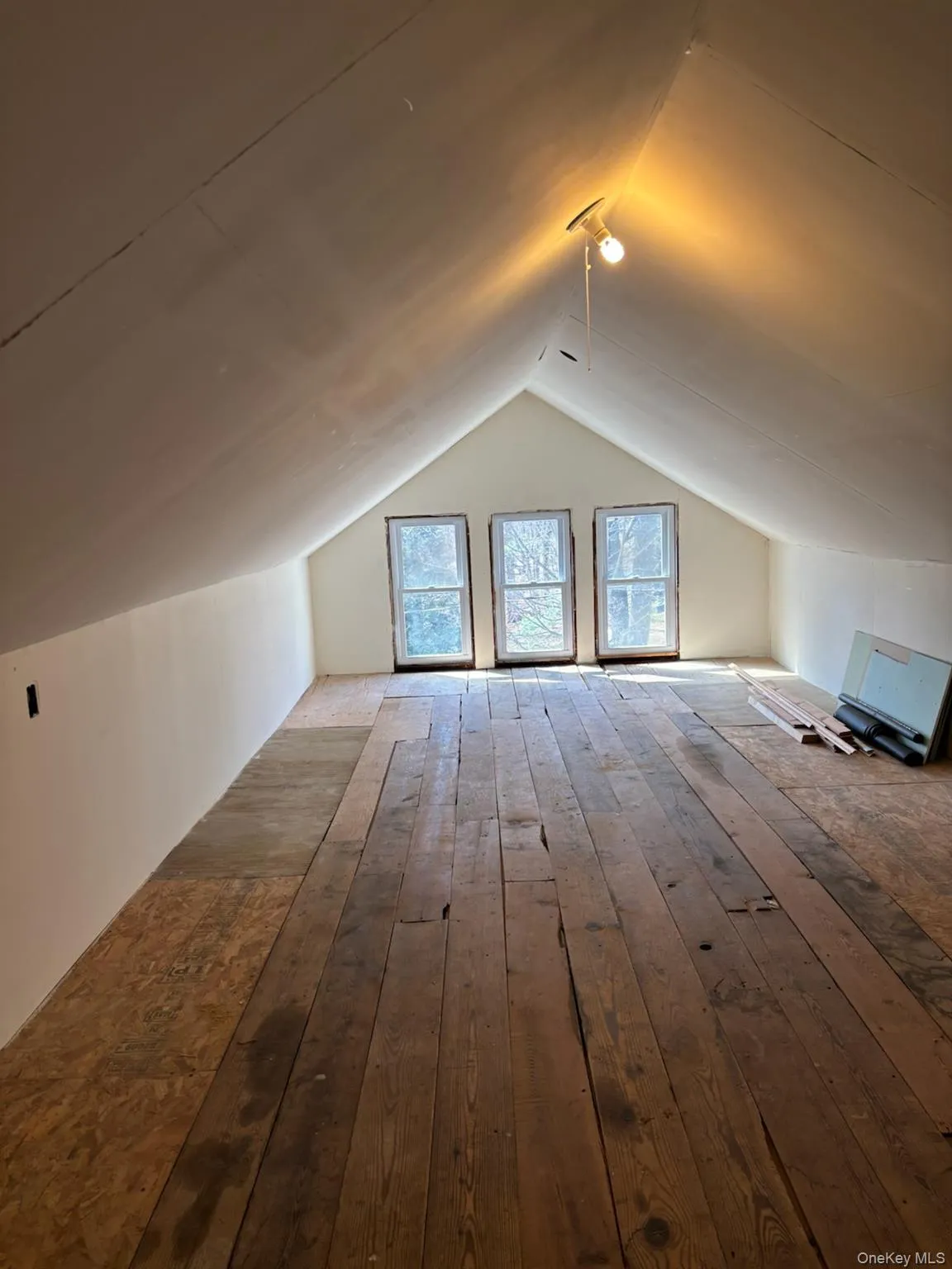 3 Hammond Street, Thompson, NY, 4 Bedrooms Bedrooms, 10 Rooms Rooms,2 BathroomsBathrooms,Residential,For Rent,Hammond,0,988156 3 Hammond Street, Thompson, NY, 4 Bedrooms Bedrooms, 10 Rooms Rooms,2 BathroomsBathrooms,Residential,For Rent,Hammond,0,988156