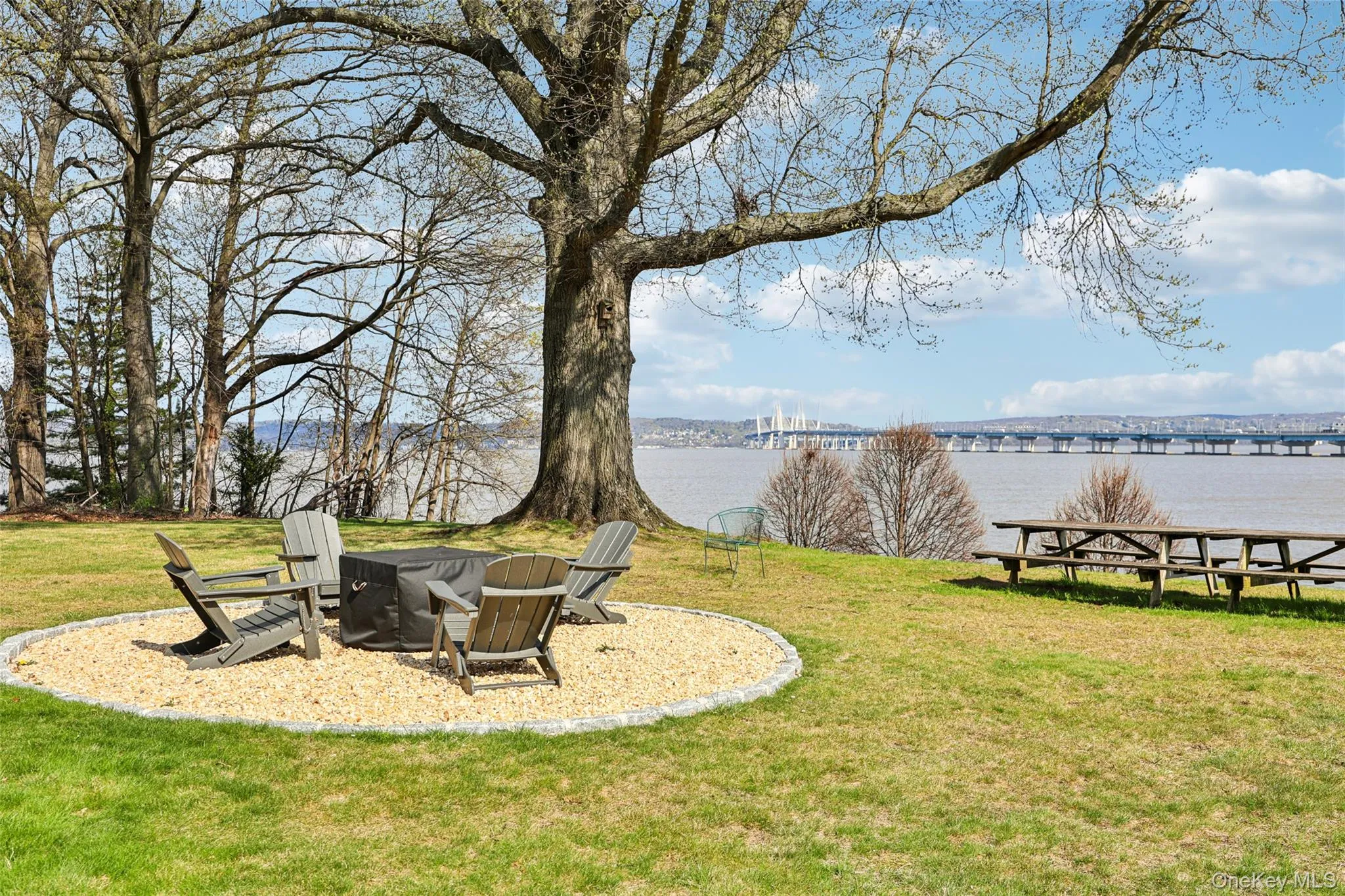 2 Salisbury Point, Orangetown, NY, 2 Bedrooms Bedrooms, 5 Rooms Rooms,2 BathroomsBathrooms,Residential Sale,For Rent,Salisbury,0,988165 2 Salisbury Point, Orangetown, NY, 2 Bedrooms Bedrooms, 5 Rooms Rooms,2 BathroomsBathrooms,Residential Sale,For Rent,Salisbury,0,988165