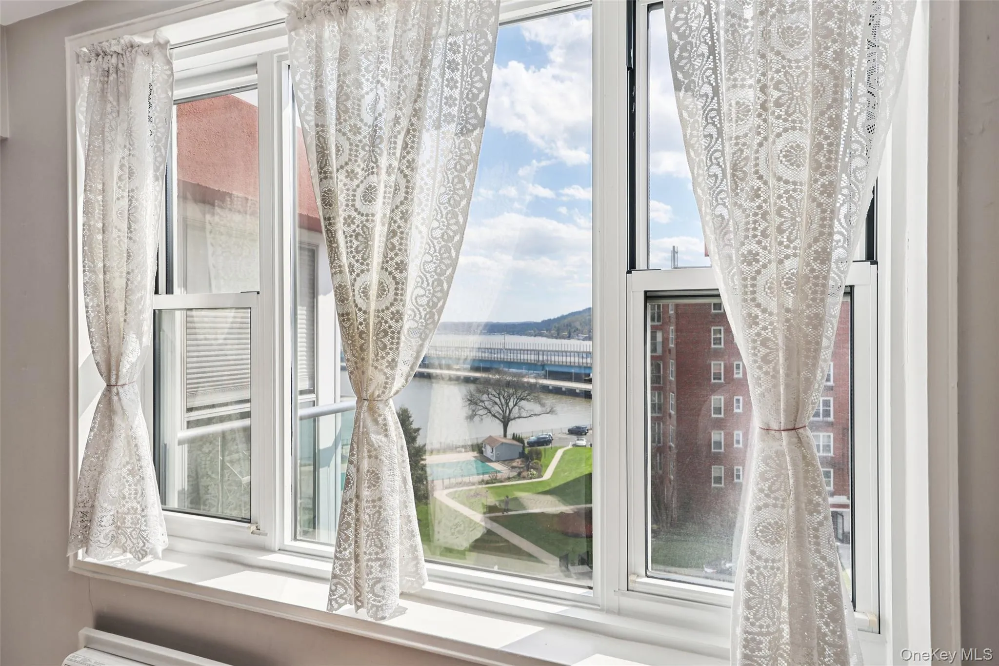 2 Salisbury Point, Orangetown, NY, 2 Bedrooms Bedrooms, 5 Rooms Rooms,2 BathroomsBathrooms,Residential Sale,For Rent,Salisbury,0,988165 2 Salisbury Point, Orangetown, NY, 2 Bedrooms Bedrooms, 5 Rooms Rooms,2 BathroomsBathrooms,Residential Sale,For Rent,Salisbury,0,988165