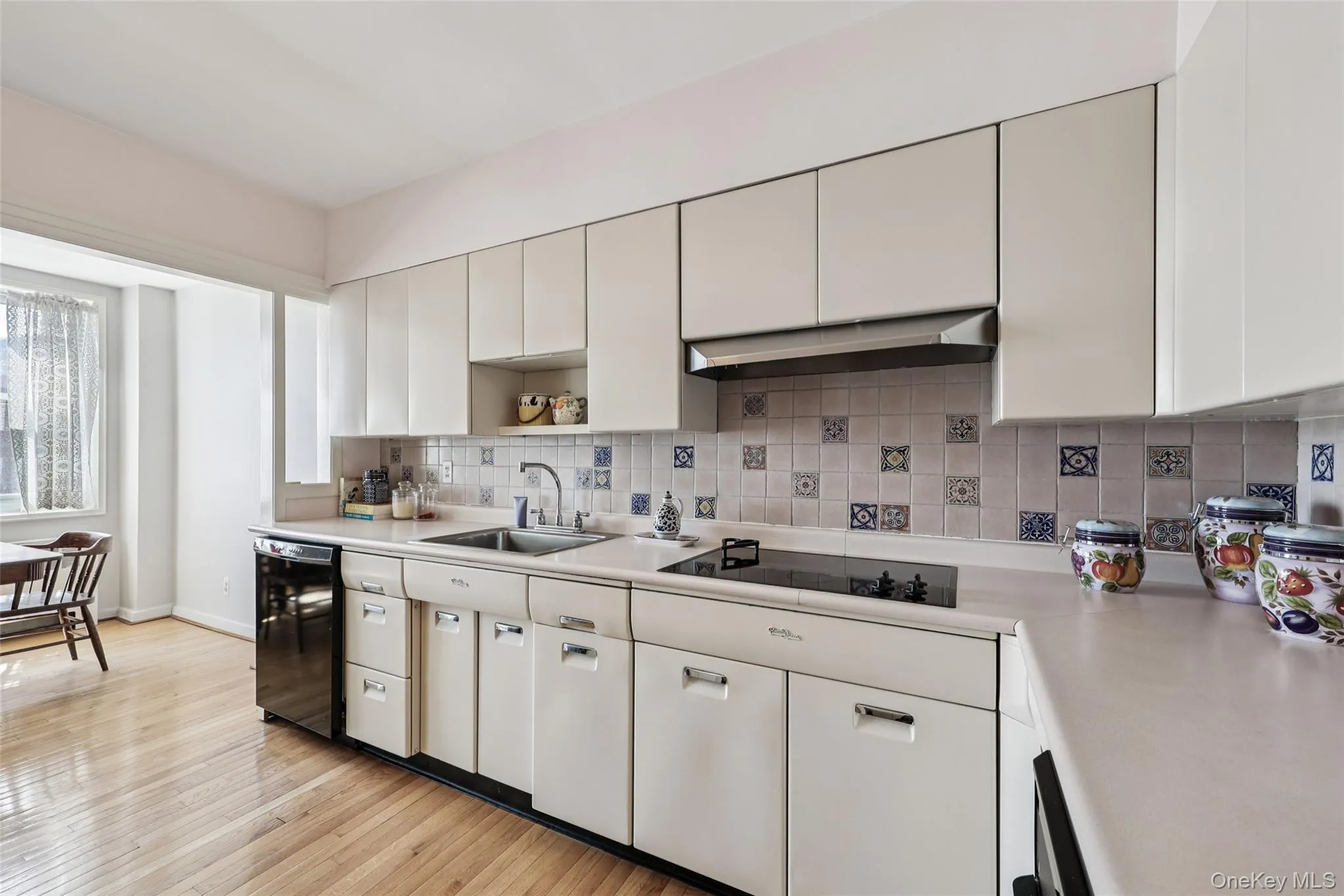 2 Salisbury Point, Orangetown, NY, 2 Bedrooms Bedrooms, 5 Rooms Rooms,2 BathroomsBathrooms,Residential Sale,For Rent,Salisbury,0,988165 2 Salisbury Point, Orangetown, NY, 2 Bedrooms Bedrooms, 5 Rooms Rooms,2 BathroomsBathrooms,Residential Sale,For Rent,Salisbury,0,988165