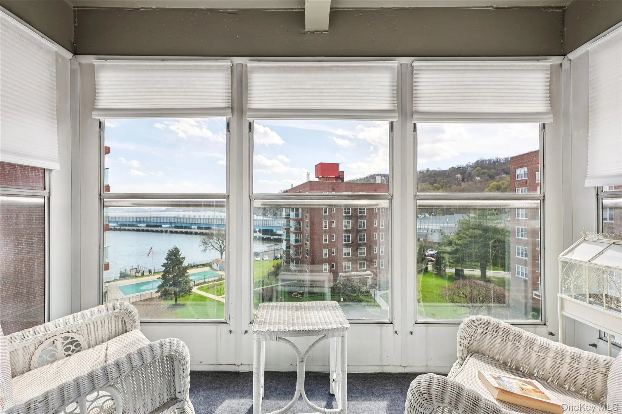 2 Salisbury Point, Orangetown, NY, 2 Bedrooms Bedrooms, 5 Rooms Rooms,2 BathroomsBathrooms,Residential Sale,For Rent,Salisbury,0,988165 2 Salisbury Point, Orangetown, NY, 2 Bedrooms Bedrooms, 5 Rooms Rooms,2 BathroomsBathrooms,Residential Sale,For Rent,Salisbury,0,988165