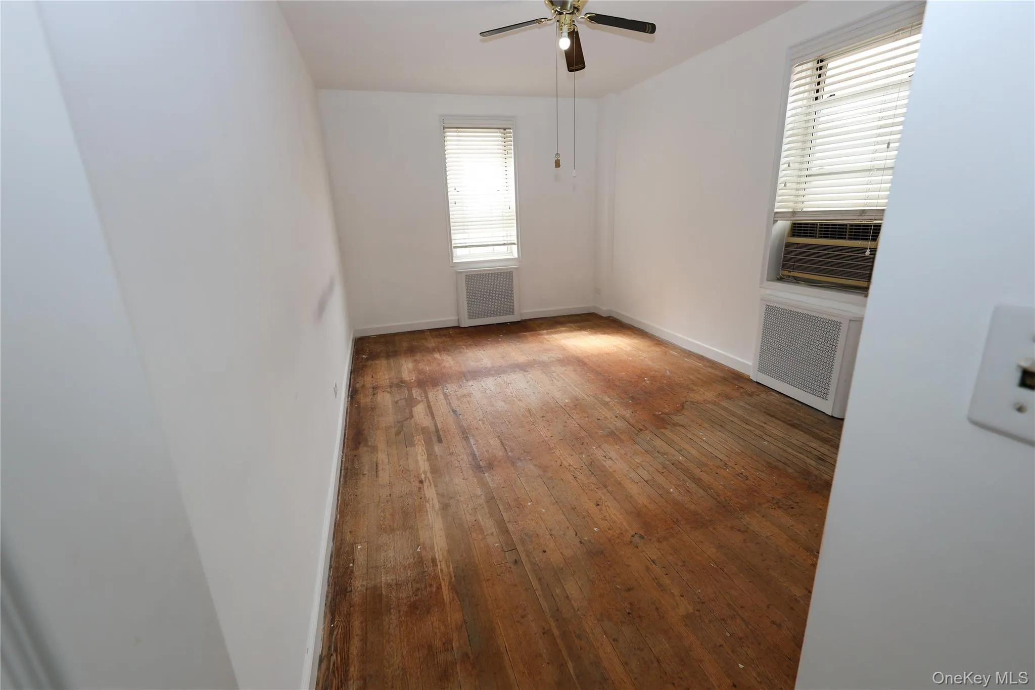 2nd bedroom 2nd bedroom