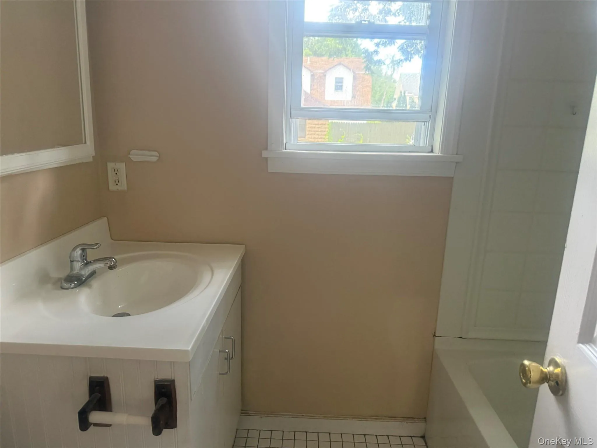 155 Orange Turnpike, Ramapo, NY, 2 Bedrooms Bedrooms, 5 Rooms Rooms,1 BathroomBathrooms,Residential Lease,For Rent,Orange,0,988184 155 Orange Turnpike, Ramapo, NY, 2 Bedrooms Bedrooms, 5 Rooms Rooms,1 BathroomBathrooms,Residential Lease,For Rent,Orange,0,988184
