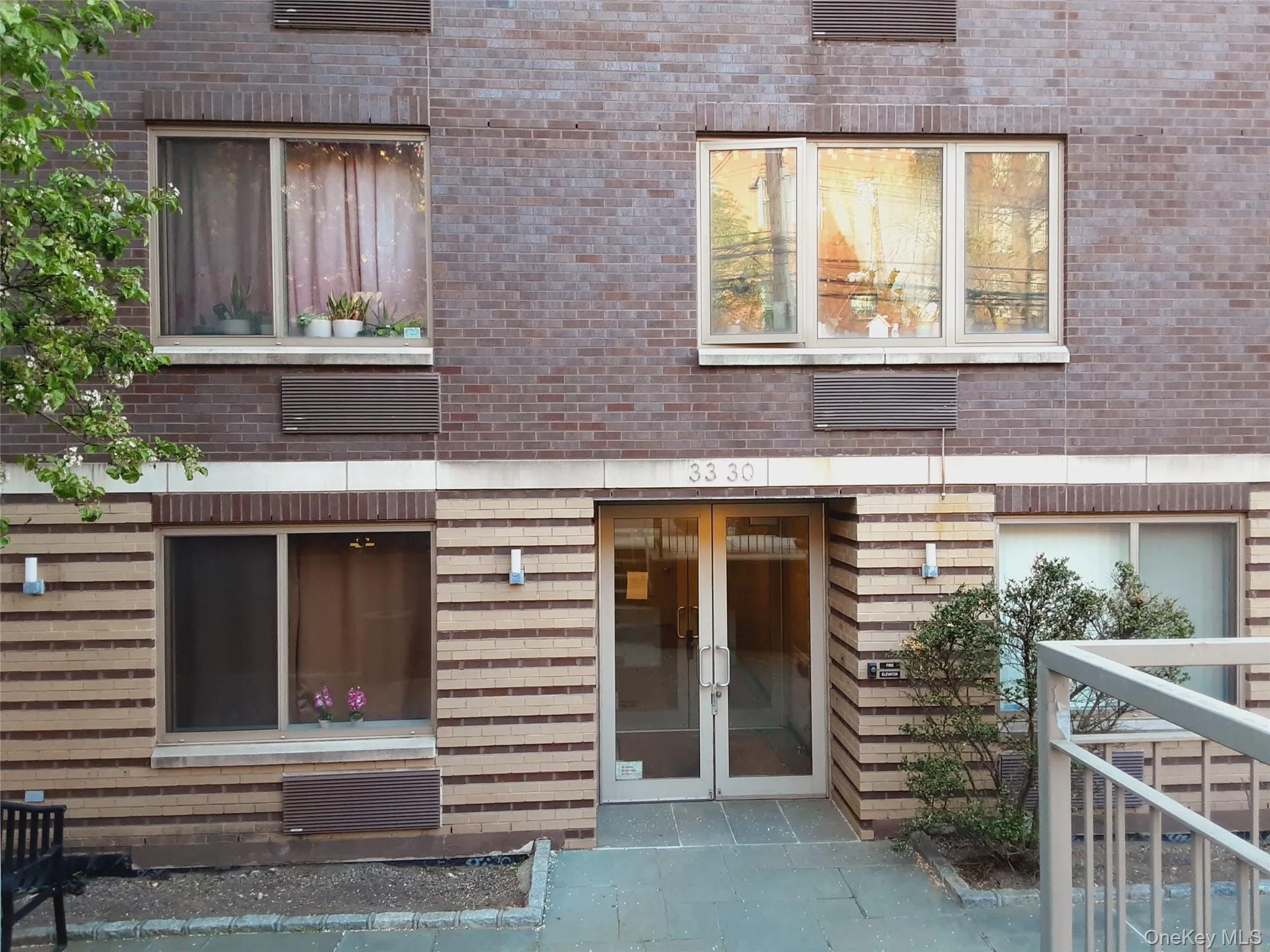 3330 61st Street, New York, NY, 1 Bedroom Bedrooms, 3 Rooms Rooms,1 BathroomBathrooms,Residential,For Rent,61st,0,988189 3330 61st Street, New York, NY, 1 Bedroom Bedrooms, 3 Rooms Rooms,1 BathroomBathrooms,Residential,For Rent,61st,0,988189