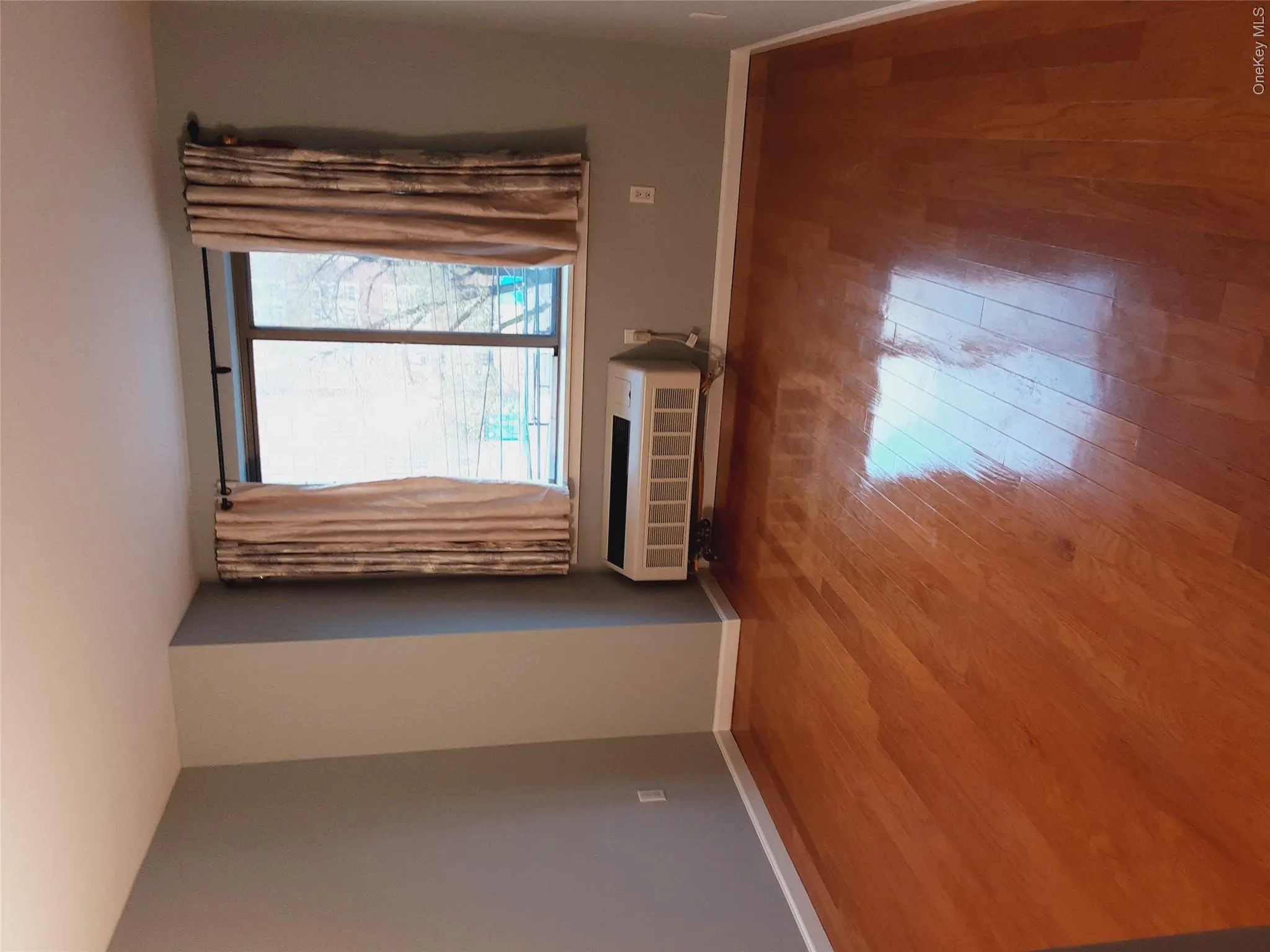 3330 61st Street, New York, NY, 1 Bedroom Bedrooms, 3 Rooms Rooms,1 BathroomBathrooms,Residential,For Rent,61st,0,988189 3330 61st Street, New York, NY, 1 Bedroom Bedrooms, 3 Rooms Rooms,1 BathroomBathrooms,Residential,For Rent,61st,0,988189