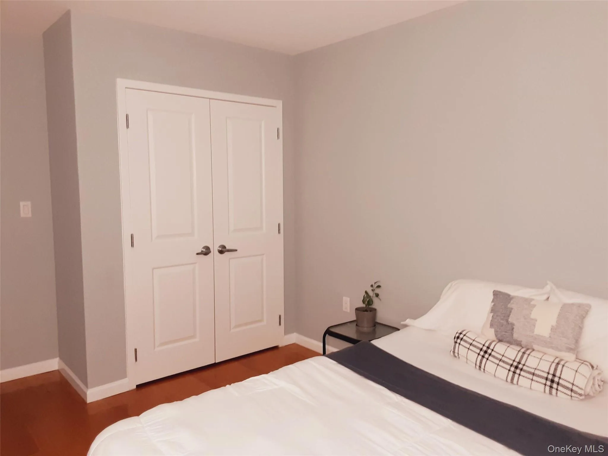 3330 61st Street, New York, NY, 1 Bedroom Bedrooms, 3 Rooms Rooms,1 BathroomBathrooms,Residential,For Rent,61st,0,988189 3330 61st Street, New York, NY, 1 Bedroom Bedrooms, 3 Rooms Rooms,1 BathroomBathrooms,Residential,For Rent,61st,0,988189