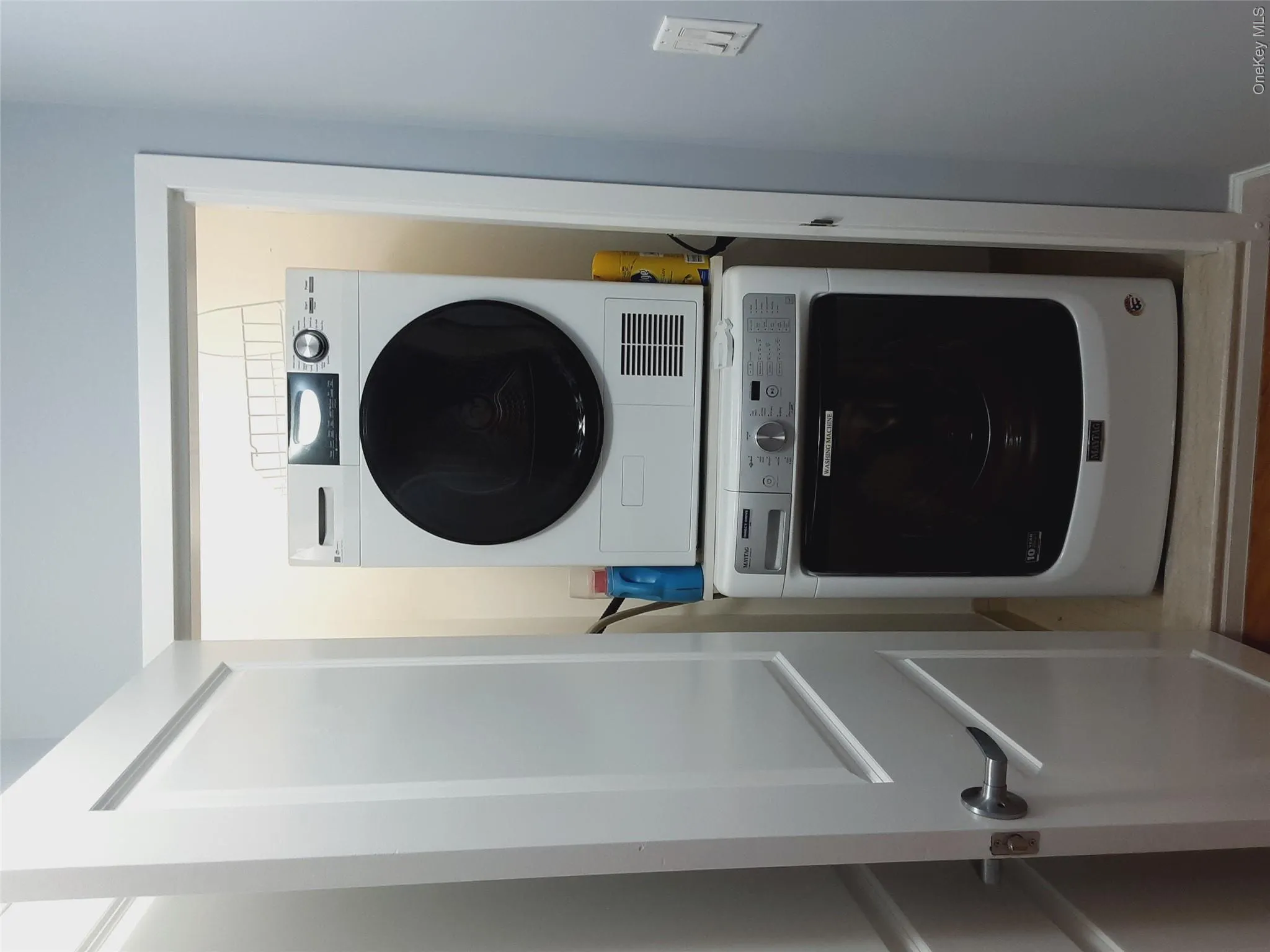 3330 61st Street, New York, NY, 1 Bedroom Bedrooms, 3 Rooms Rooms,1 BathroomBathrooms,Residential,For Rent,61st,0,988189 3330 61st Street, New York, NY, 1 Bedroom Bedrooms, 3 Rooms Rooms,1 BathroomBathrooms,Residential,For Rent,61st,0,988189