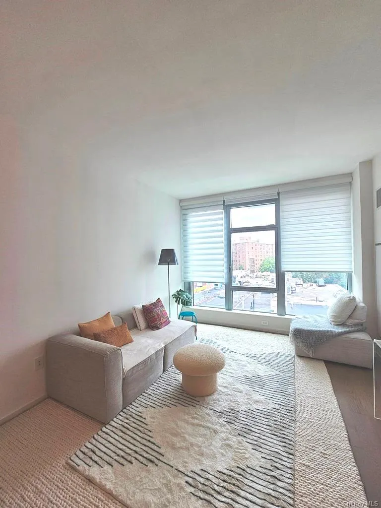 133-27 39th Avenue, New York, NY, 1 Bedroom Bedrooms, 4 Rooms Rooms,1 BathroomBathrooms,Residential Lease,For Rent,39th,0,988192 133-27 39th Avenue, New York, NY, 1 Bedroom Bedrooms, 4 Rooms Rooms,1 BathroomBathrooms,Residential Lease,For Rent,39th,0,988192