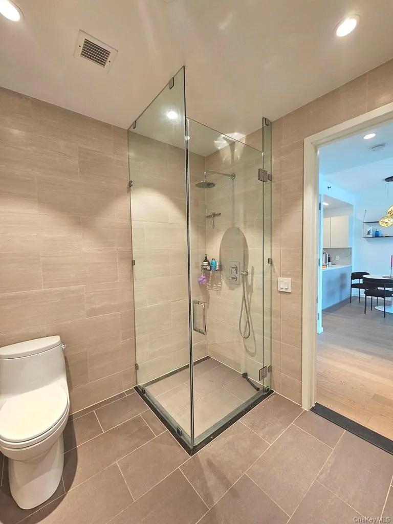 133-27 39th Avenue, New York, NY, 1 Bedroom Bedrooms, 4 Rooms Rooms,1 BathroomBathrooms,Residential Lease,For Rent,39th,0,988192 133-27 39th Avenue, New York, NY, 1 Bedroom Bedrooms, 4 Rooms Rooms,1 BathroomBathrooms,Residential Lease,For Rent,39th,0,988192