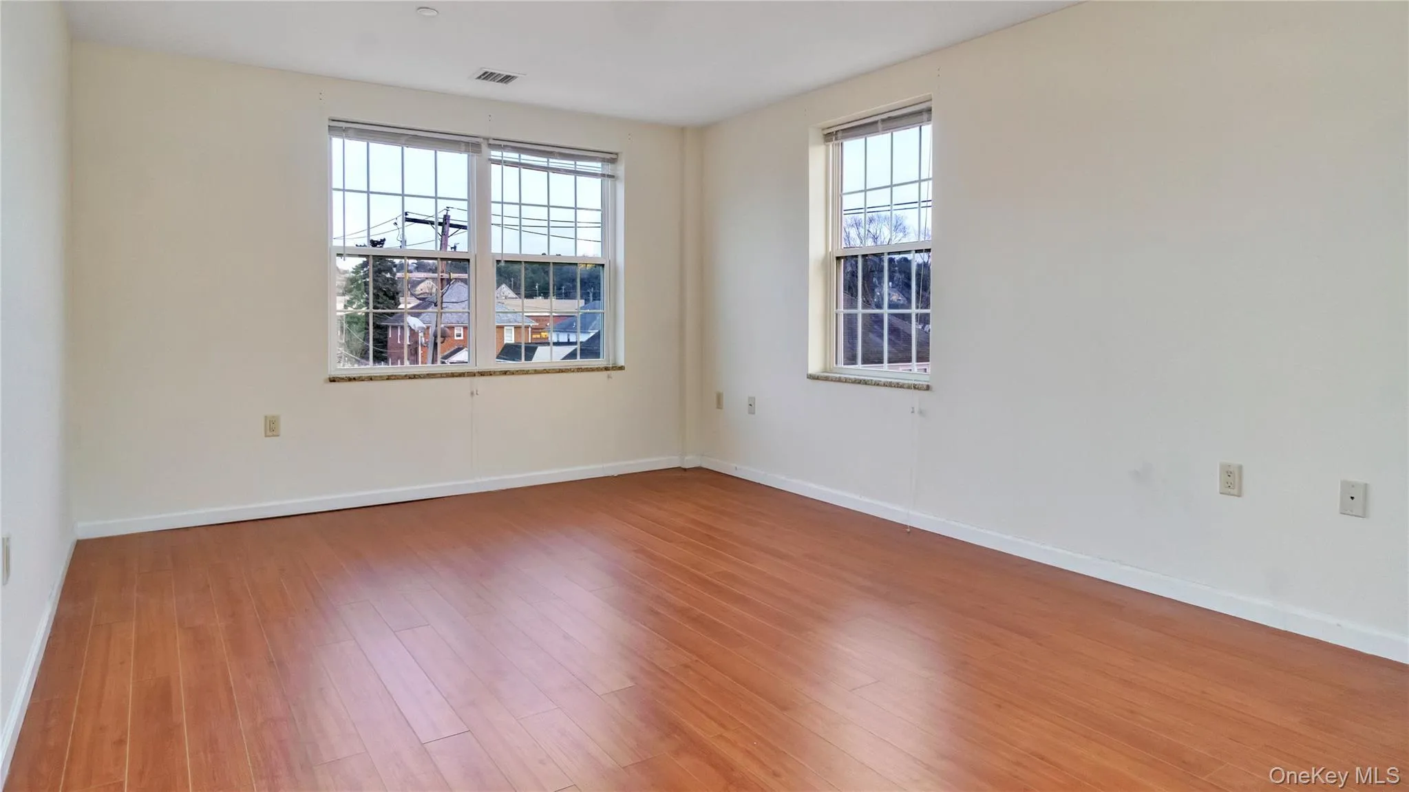 400 Carney Street, Oyster Bay, NY, 1 Bedroom Bedrooms, 2 Rooms Rooms,1 BathroomBathrooms,Residential Lease,For Rent,Carney,0,988198 400 Carney Street, Oyster Bay, NY, 1 Bedroom Bedrooms, 2 Rooms Rooms,1 BathroomBathrooms,Residential Lease,For Rent,Carney,0,988198