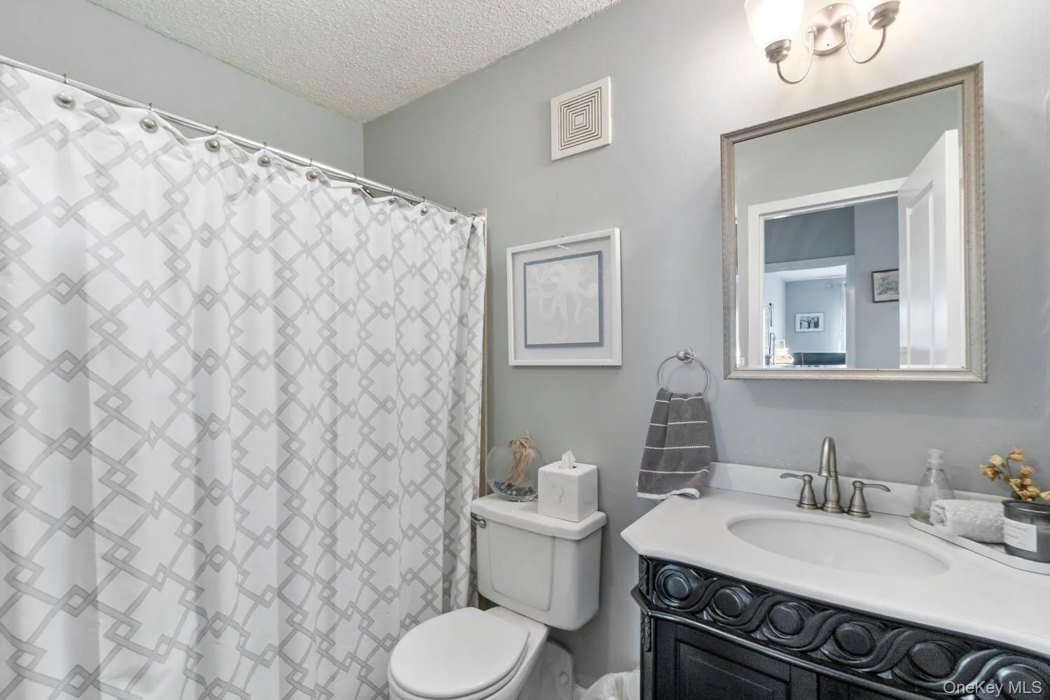 25-40 Shore Boulevard, New York, NY, 2 Bedrooms Bedrooms, 4 Rooms Rooms,2 BathroomsBathrooms,Residential Lease,For Rent,Shore,0,988205 25-40 Shore Boulevard, New York, NY, 2 Bedrooms Bedrooms, 4 Rooms Rooms,2 BathroomsBathrooms,Residential Lease,For Rent,Shore,0,988205