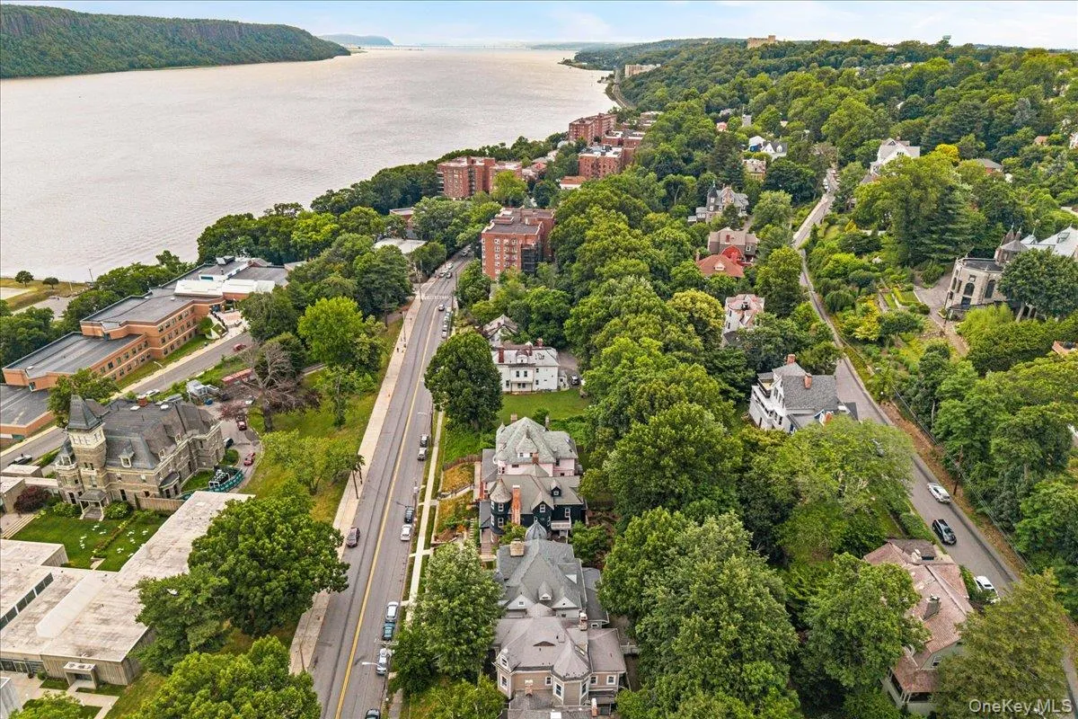512 Warburton Avenue, Yonkers, NY, 7 Bedrooms Bedrooms, 10 Rooms Rooms,3 BathroomsBathrooms,Residential,For Rent,Warburton,0,KEY988227 512 Warburton Avenue, Yonkers, NY, 7 Bedrooms Bedrooms, 10 Rooms Rooms,3 BathroomsBathrooms,Residential,For Rent,Warburton,0,KEY988227