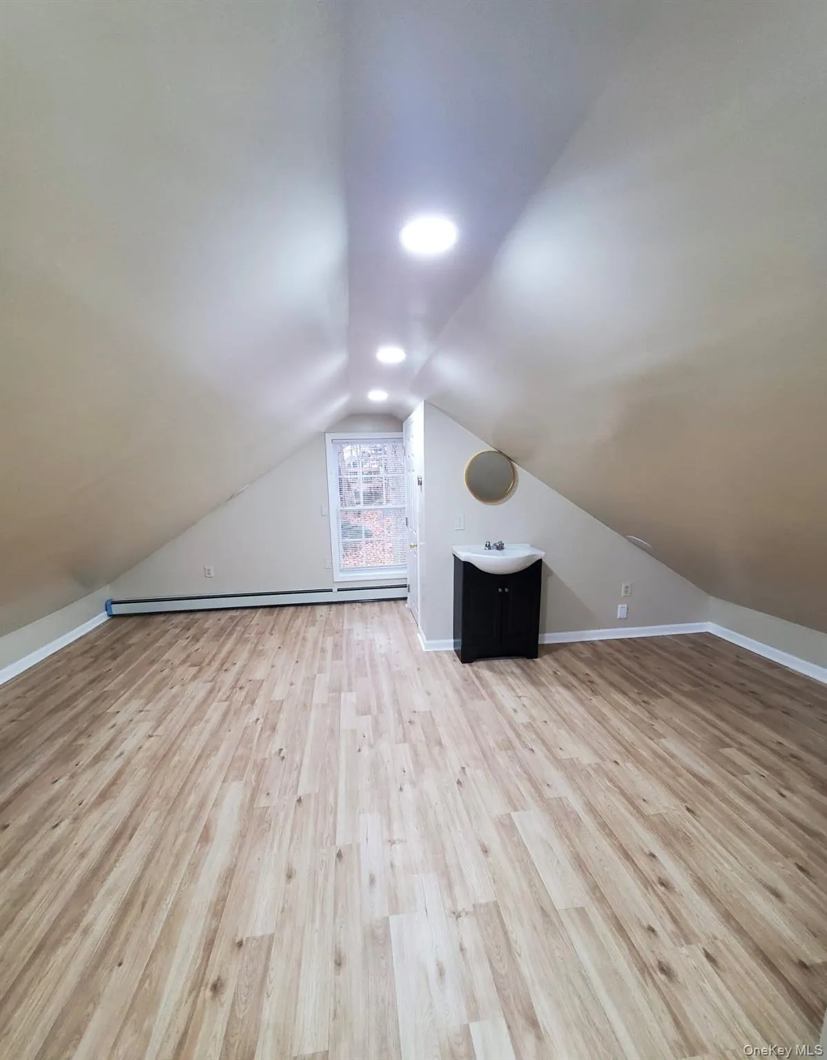 32 Cherry Street, Highlands, NY, 1 Bedroom Bedrooms, 4 Rooms Rooms,1 BathroomBathrooms,Residential Lease,For Rent,Cherry,0,988232 32 Cherry Street, Highlands, NY, 1 Bedroom Bedrooms, 4 Rooms Rooms,1 BathroomBathrooms,Residential Lease,For Rent,Cherry,0,988232