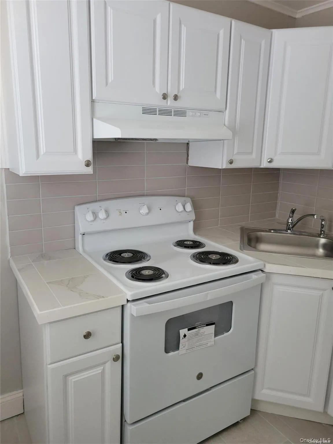 50 Flower Street, Oyster Bay, NY, 1 Bedroom Bedrooms, 4 Rooms Rooms,1 BathroomBathrooms,Residential Lease,For Rent,Flower,0,988265 50 Flower Street, Oyster Bay, NY, 1 Bedroom Bedrooms, 4 Rooms Rooms,1 BathroomBathrooms,Residential Lease,For Rent,Flower,0,988265