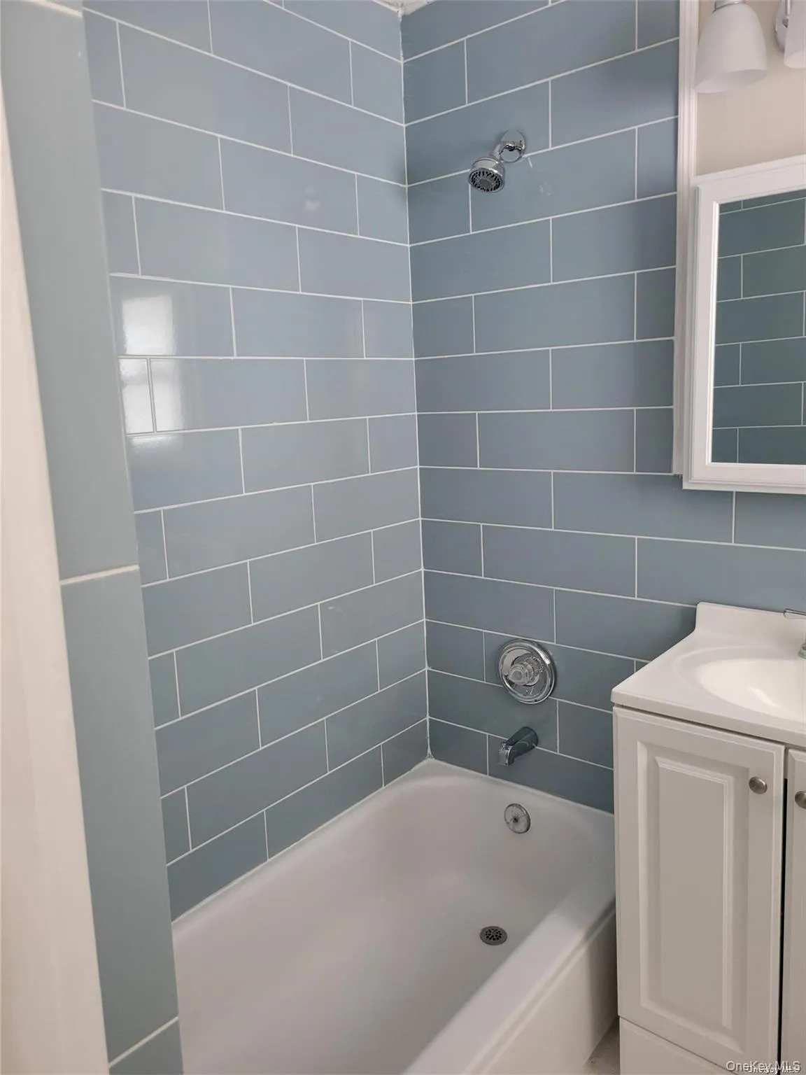 50 Flower Street, Oyster Bay, NY, 1 Bedroom Bedrooms, 4 Rooms Rooms,1 BathroomBathrooms,Residential Lease,For Rent,Flower,0,988265 50 Flower Street, Oyster Bay, NY, 1 Bedroom Bedrooms, 4 Rooms Rooms,1 BathroomBathrooms,Residential Lease,For Rent,Flower,0,988265