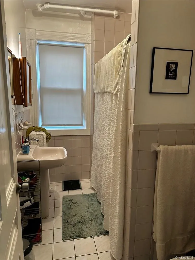 216 Union Avenue, Peekskill, NY, 2 Bedrooms Bedrooms, 5 Rooms Rooms,1 BathroomBathrooms,Residential Lease,For Rent,Union,0,988275 216 Union Avenue, Peekskill, NY, 2 Bedrooms Bedrooms, 5 Rooms Rooms,1 BathroomBathrooms,Residential Lease,For Rent,Union,0,988275