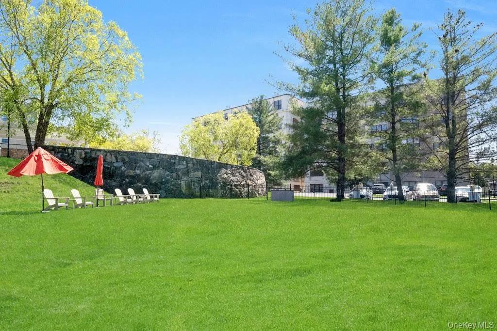 Lush grounds abound Lush grounds abound