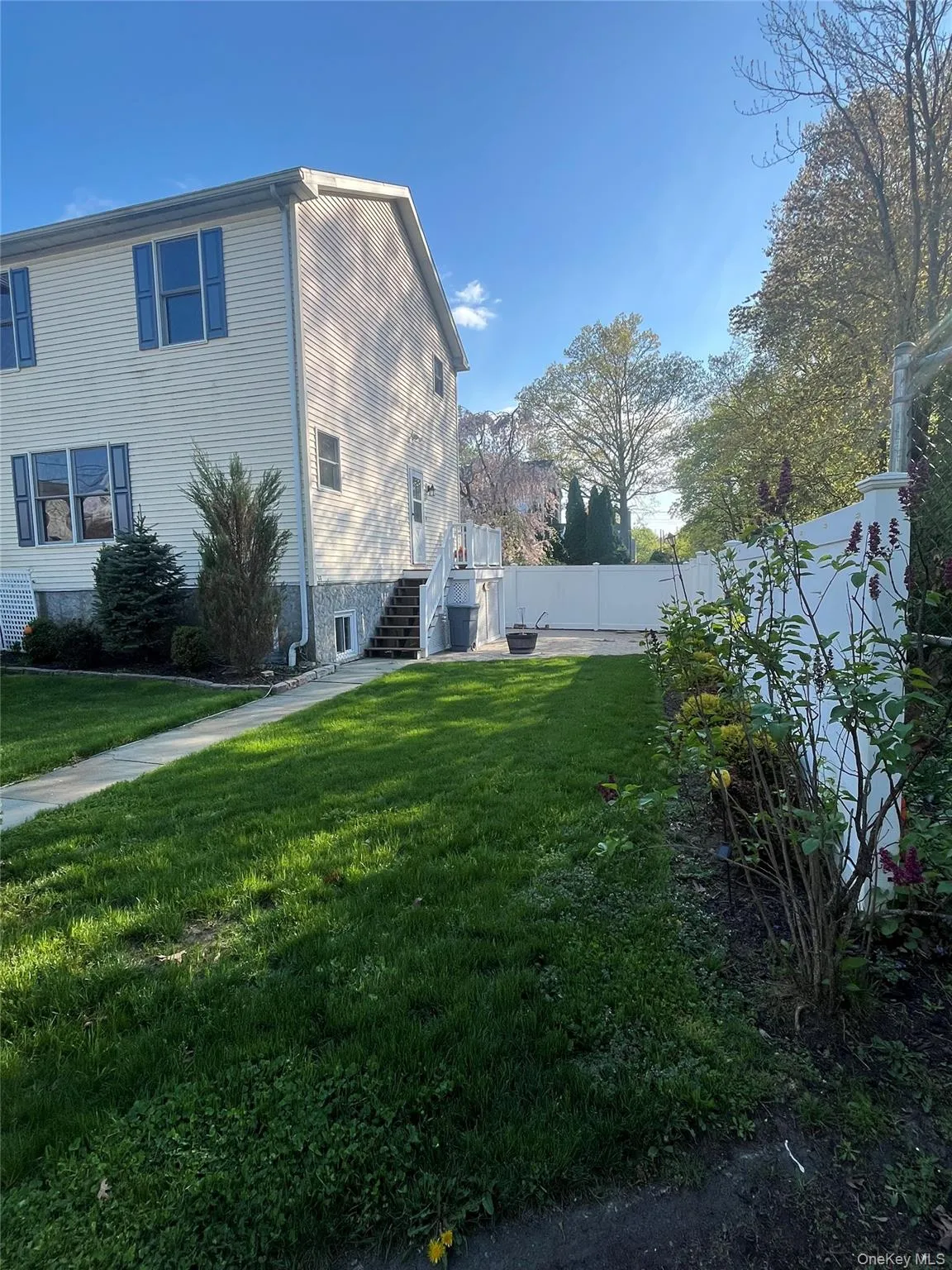 8 Marion Avenue, Harrison, NY, 3 Bedrooms Bedrooms, 8 Rooms Rooms,2 BathroomsBathrooms,Residential Lease,For Rent,Marion,0,988295 8 Marion Avenue, Harrison, NY, 3 Bedrooms Bedrooms, 8 Rooms Rooms,2 BathroomsBathrooms,Residential Lease,For Rent,Marion,0,988295