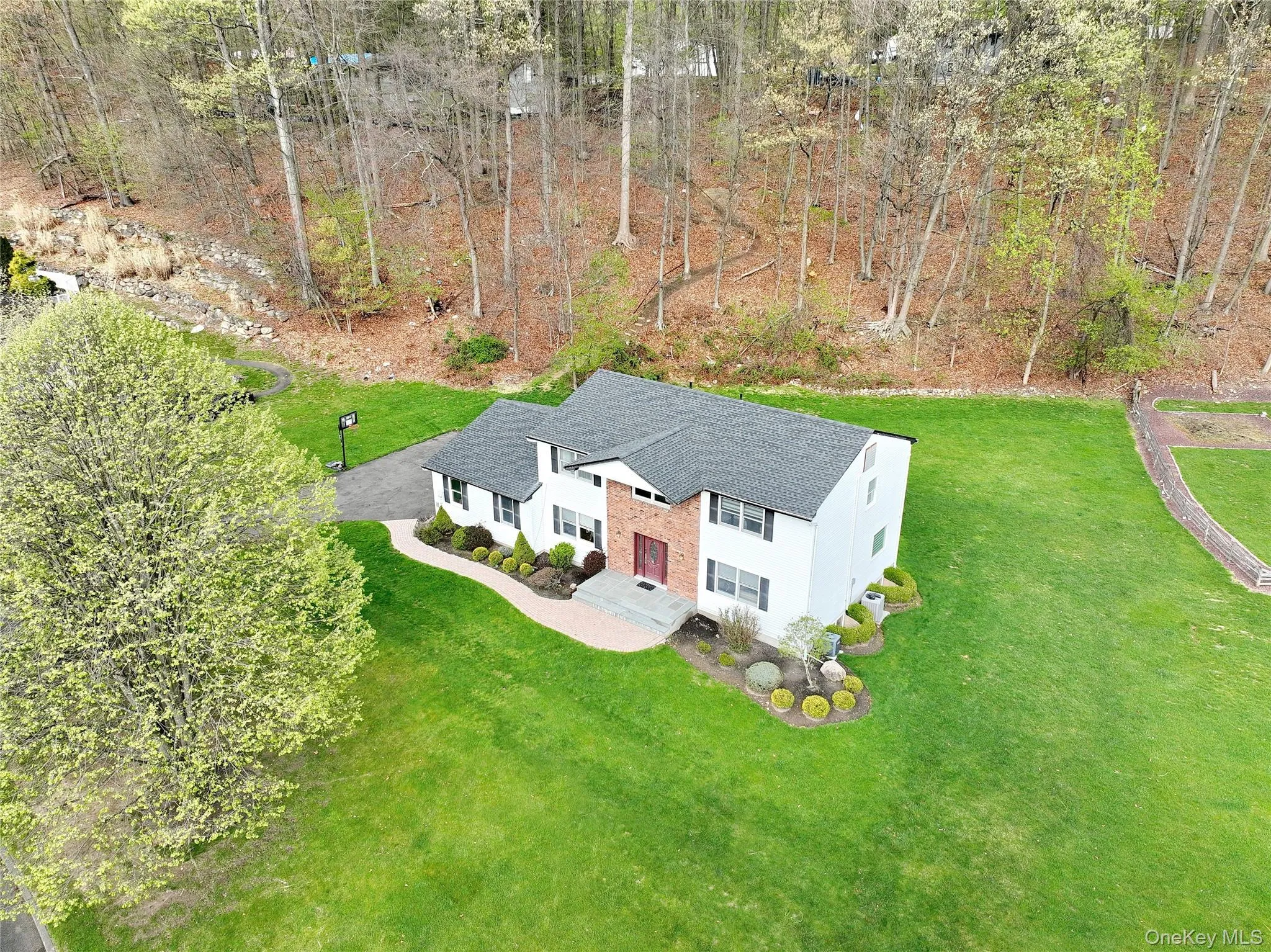 24 Park Avenue, Ramapo, NY, 8 Bedrooms Bedrooms, 13 Rooms Rooms,4 BathroomsBathrooms,Residential,For Rent,Park,0,988309 24 Park Avenue, Ramapo, NY, 8 Bedrooms Bedrooms, 13 Rooms Rooms,4 BathroomsBathrooms,Residential,For Rent,Park,0,988309