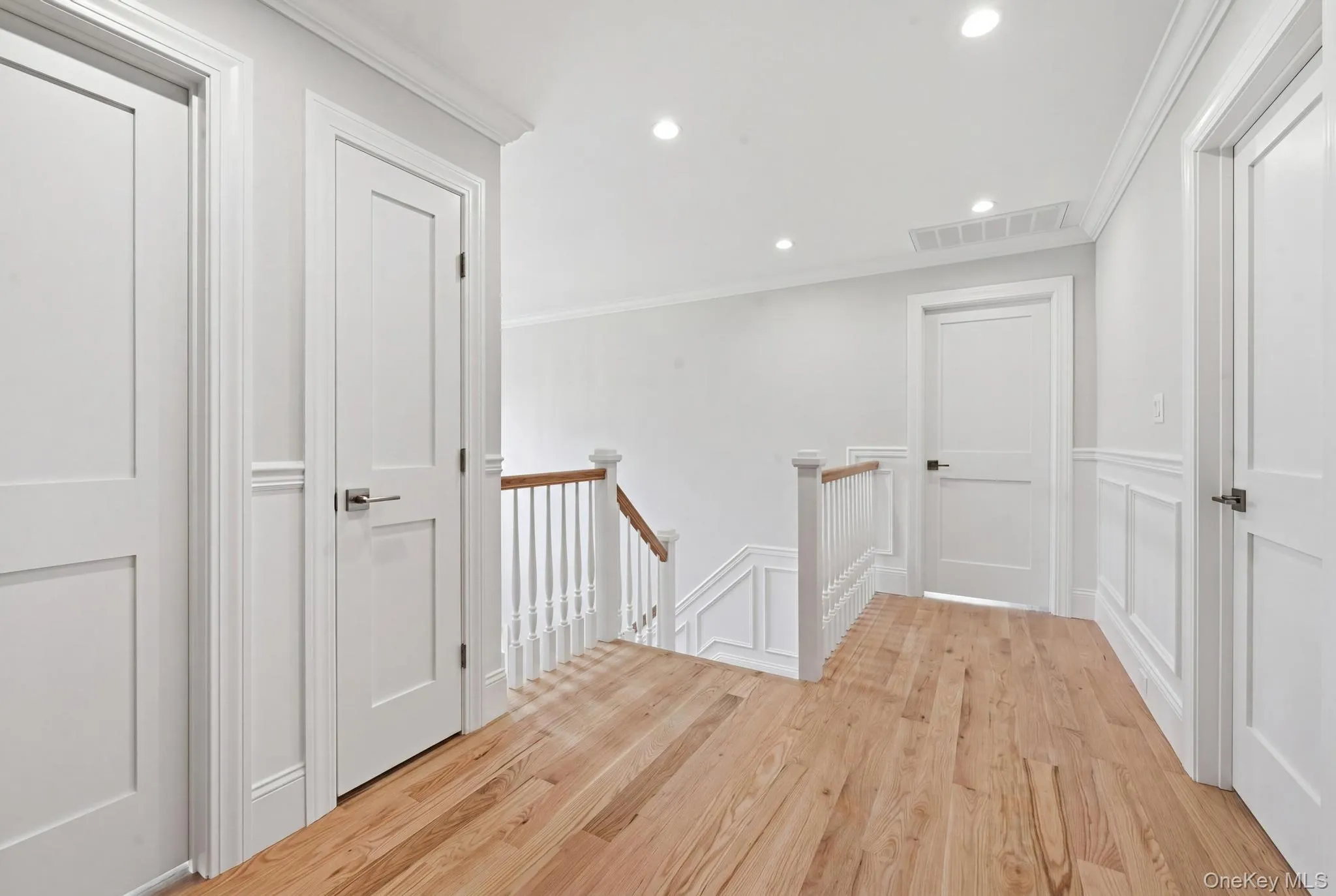 447 Keller Avenue, Hempstead, NY, 5 Bedrooms Bedrooms, 8 Rooms Rooms,3 BathroomsBathrooms,Residential,For Rent,Keller,0,988333 447 Keller Avenue, Hempstead, NY, 5 Bedrooms Bedrooms, 8 Rooms Rooms,3 BathroomsBathrooms,Residential,For Rent,Keller,0,988333