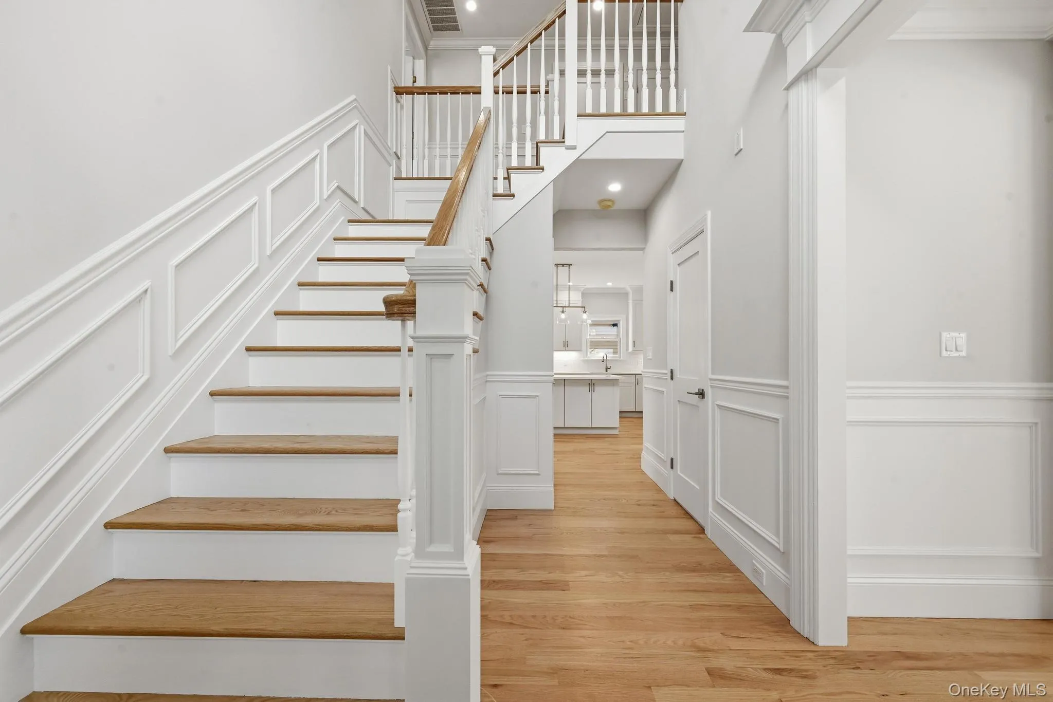 447 Keller Avenue, Hempstead, NY, 5 Bedrooms Bedrooms, 8 Rooms Rooms,3 BathroomsBathrooms,Residential,For Rent,Keller,0,988333 447 Keller Avenue, Hempstead, NY, 5 Bedrooms Bedrooms, 8 Rooms Rooms,3 BathroomsBathrooms,Residential,For Rent,Keller,0,988333