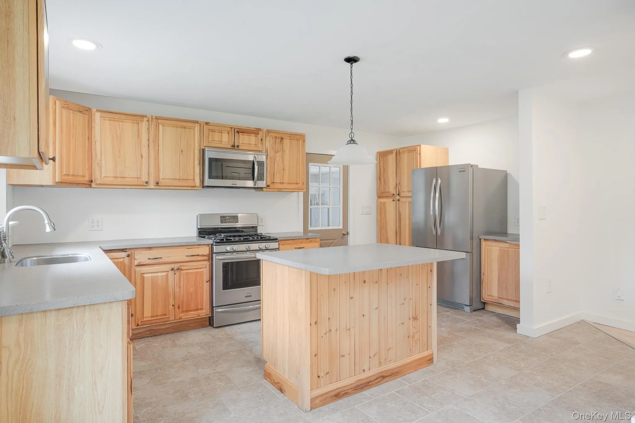 34 Van Buskirk Road, Saugerties, NY, 2 Bedrooms Bedrooms, 5 Rooms Rooms,1 BathroomBathrooms,Residential,For Rent,Van Buskirk,0,988334 34 Van Buskirk Road, Saugerties, NY, 2 Bedrooms Bedrooms, 5 Rooms Rooms,1 BathroomBathrooms,Residential,For Rent,Van Buskirk,0,988334