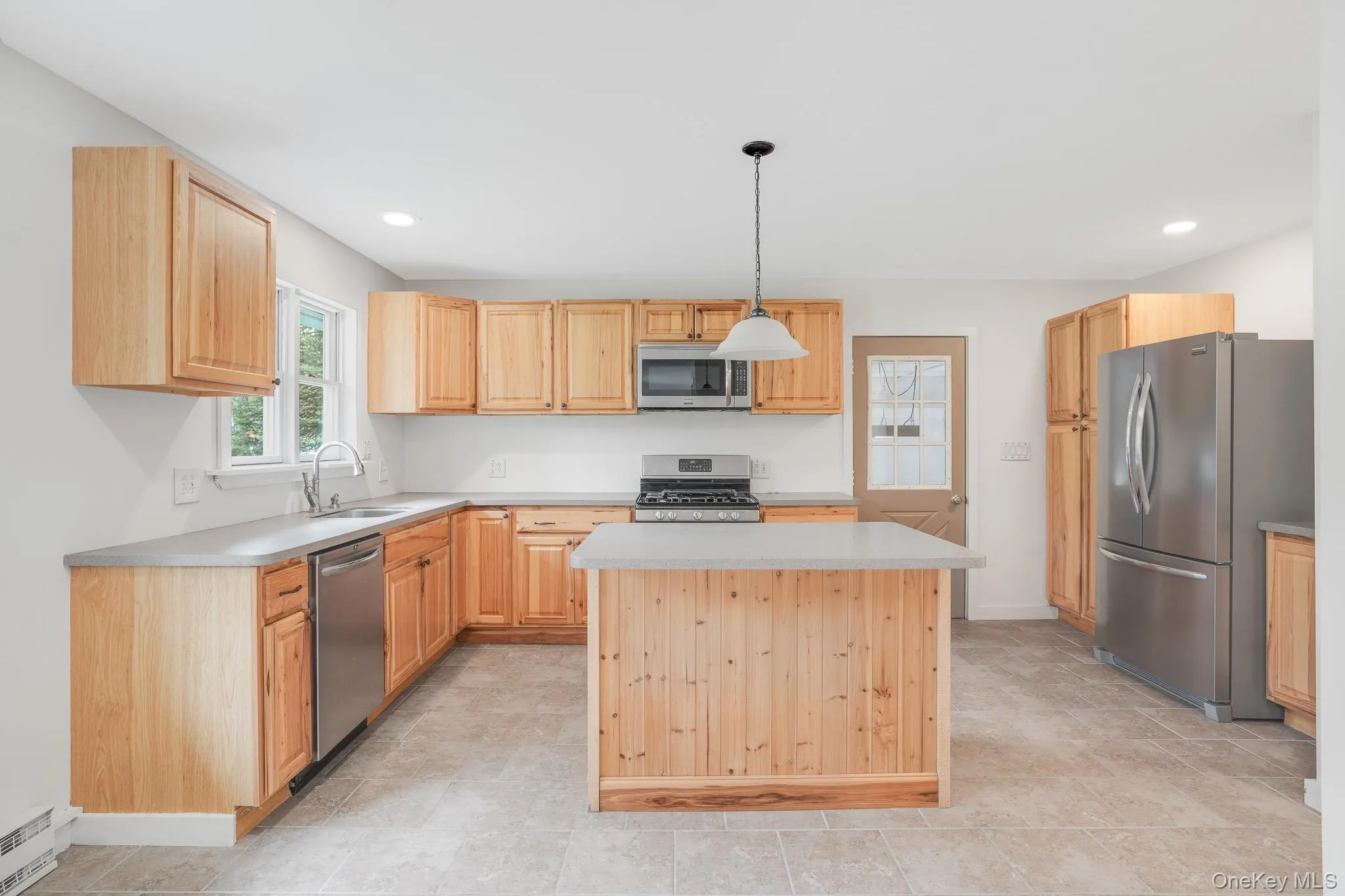 34 Van Buskirk Road, Saugerties, NY, 2 Bedrooms Bedrooms, 5 Rooms Rooms,1 BathroomBathrooms,Residential,For Rent,Van Buskirk,0,988334 34 Van Buskirk Road, Saugerties, NY, 2 Bedrooms Bedrooms, 5 Rooms Rooms,1 BathroomBathrooms,Residential,For Rent,Van Buskirk,0,988334