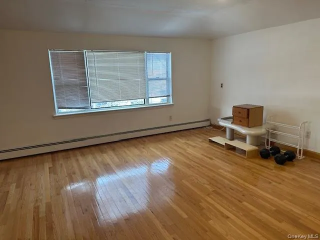 209-38 46th Rd, New York, NY, 3 Bedrooms Bedrooms, 5 Rooms Rooms,2 BathroomsBathrooms,Residential Lease,For Rent,46th Rd,0,988340 209-38 46th Rd, New York, NY, 3 Bedrooms Bedrooms, 5 Rooms Rooms,2 BathroomsBathrooms,Residential Lease,For Rent,46th Rd,0,988340