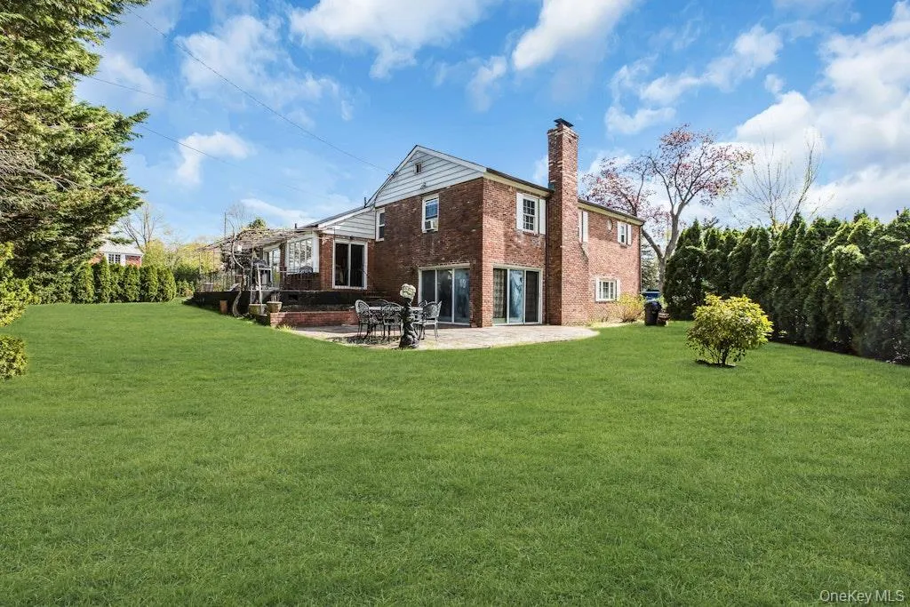 185 Whistler Road, North Hempstead, NY, 4 Bedrooms Bedrooms, 10 Rooms Rooms,3 BathroomsBathrooms,Residential,For Rent,Whistler,0,988342 185 Whistler Road, North Hempstead, NY, 4 Bedrooms Bedrooms, 10 Rooms Rooms,3 BathroomsBathrooms,Residential,For Rent,Whistler,0,988342