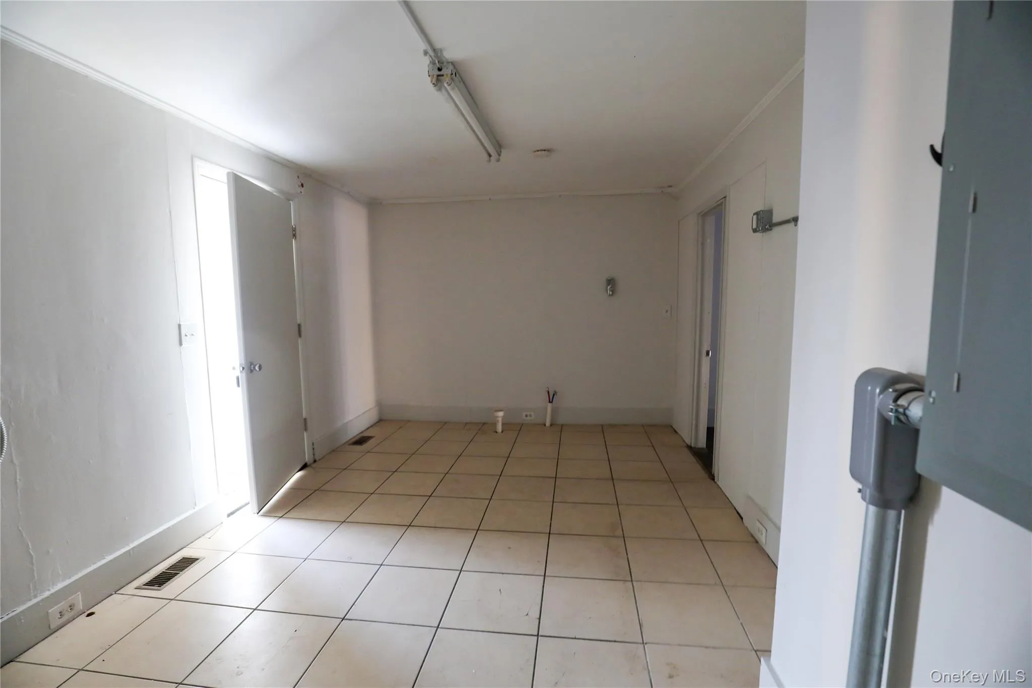 190 Broadway, Esopus, NY, ,Commercial Lease,For Rent,Broadway,0,988351 190 Broadway, Esopus, NY, ,Commercial Lease,For Rent,Broadway,0,988351